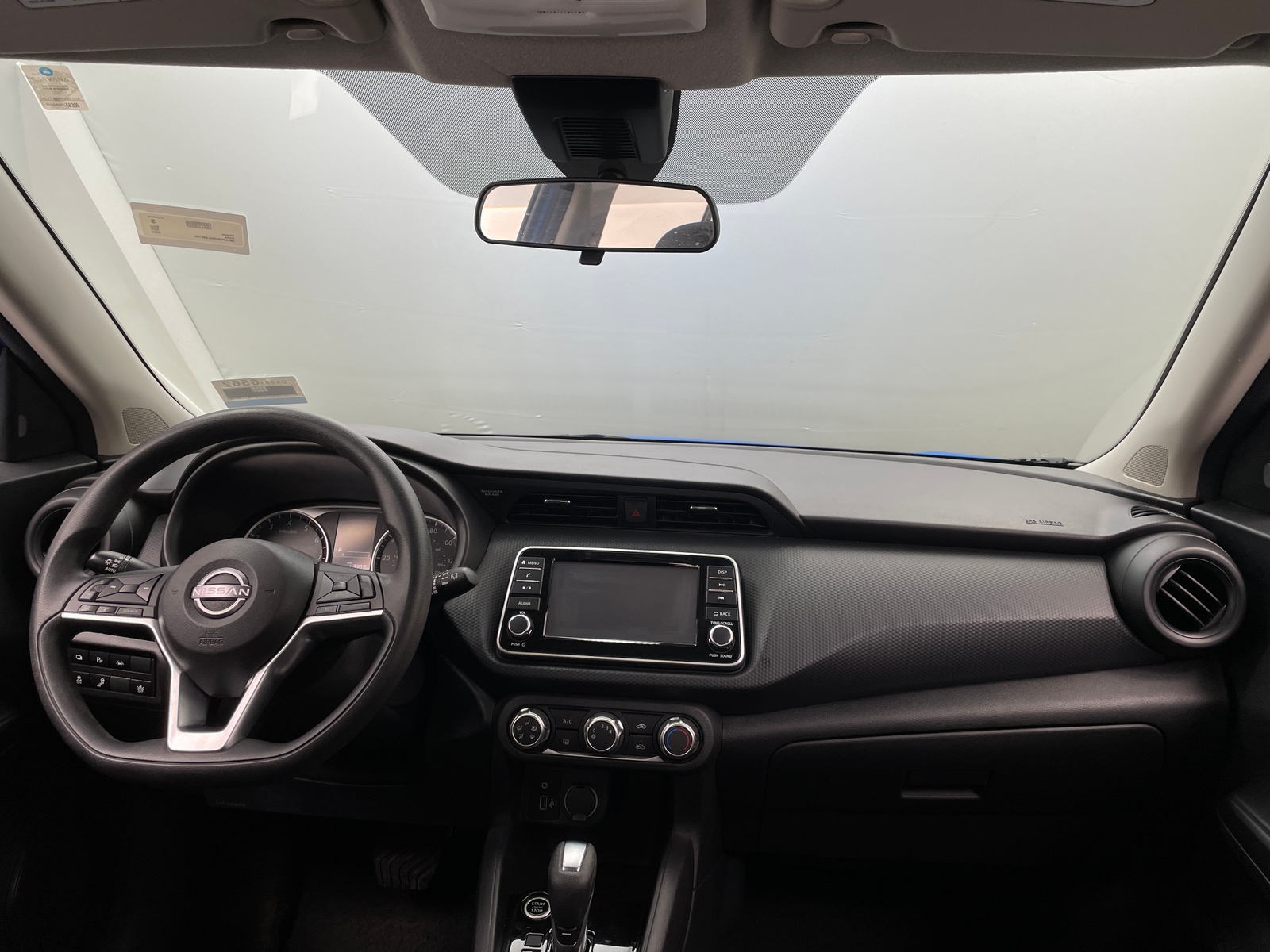 Thumbnail: 2022 Nissan Kicks - 3