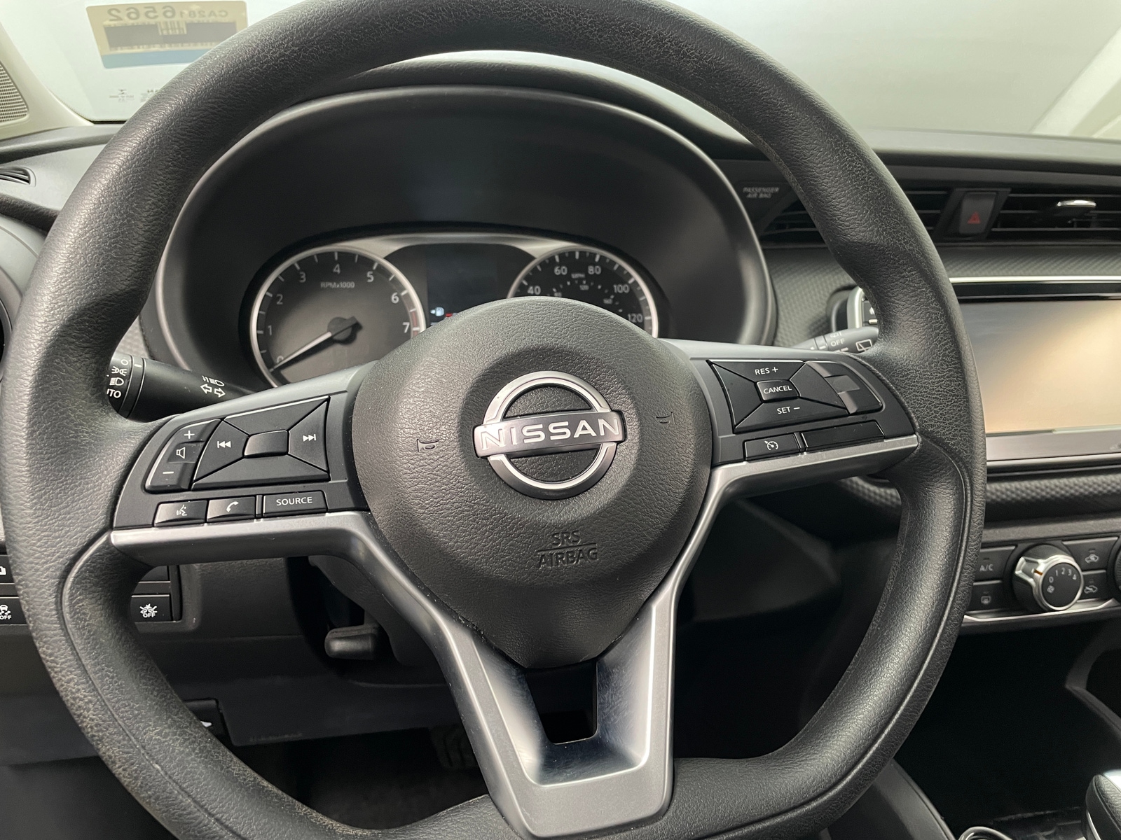 Thumbnail: 2022 Nissan Kicks - 5