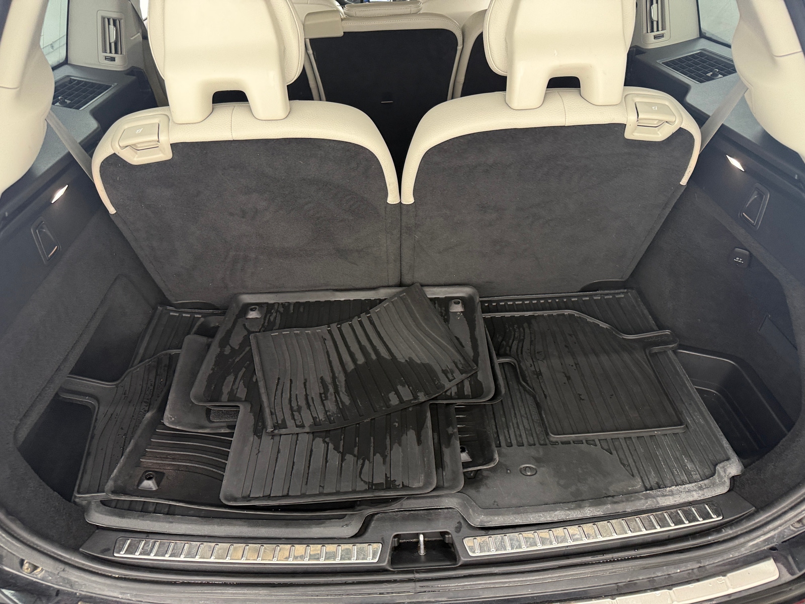 Thumbnail: 2021 Volvo XC90 - 6