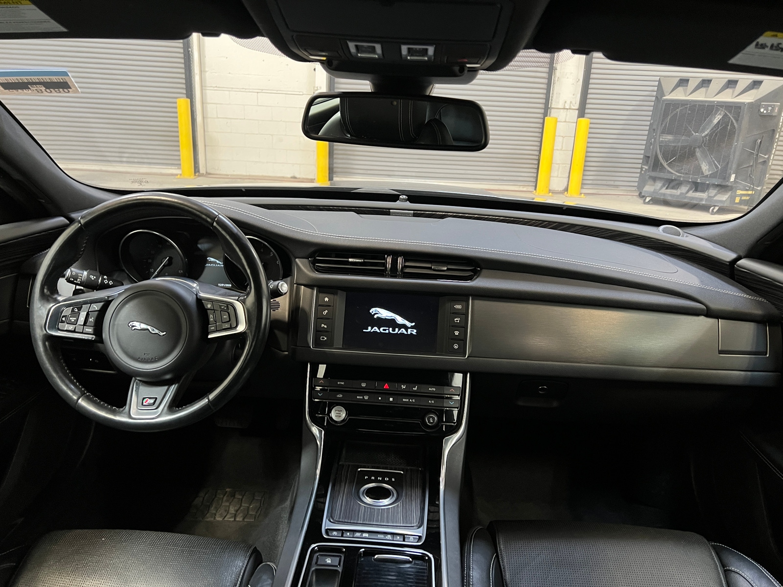 Thumbnail: 2016 Jaguar XF - 2