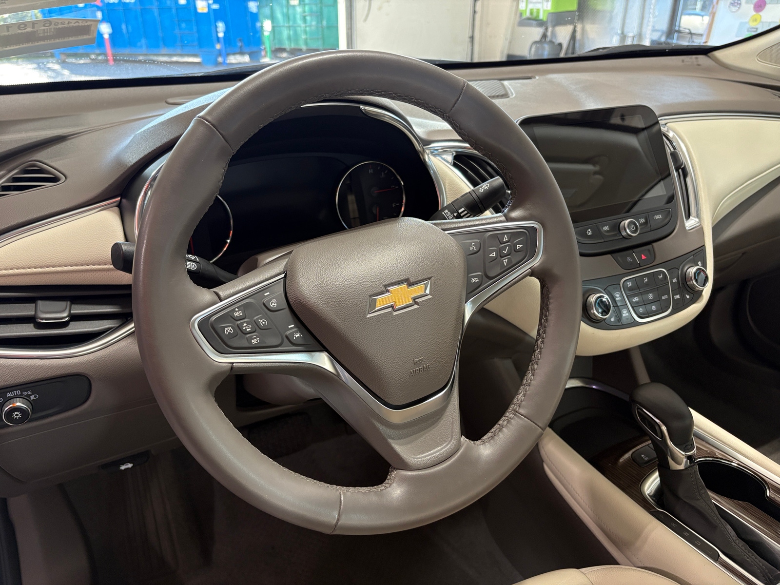 Thumbnail: 2024 Chevrolet Malibu - 4