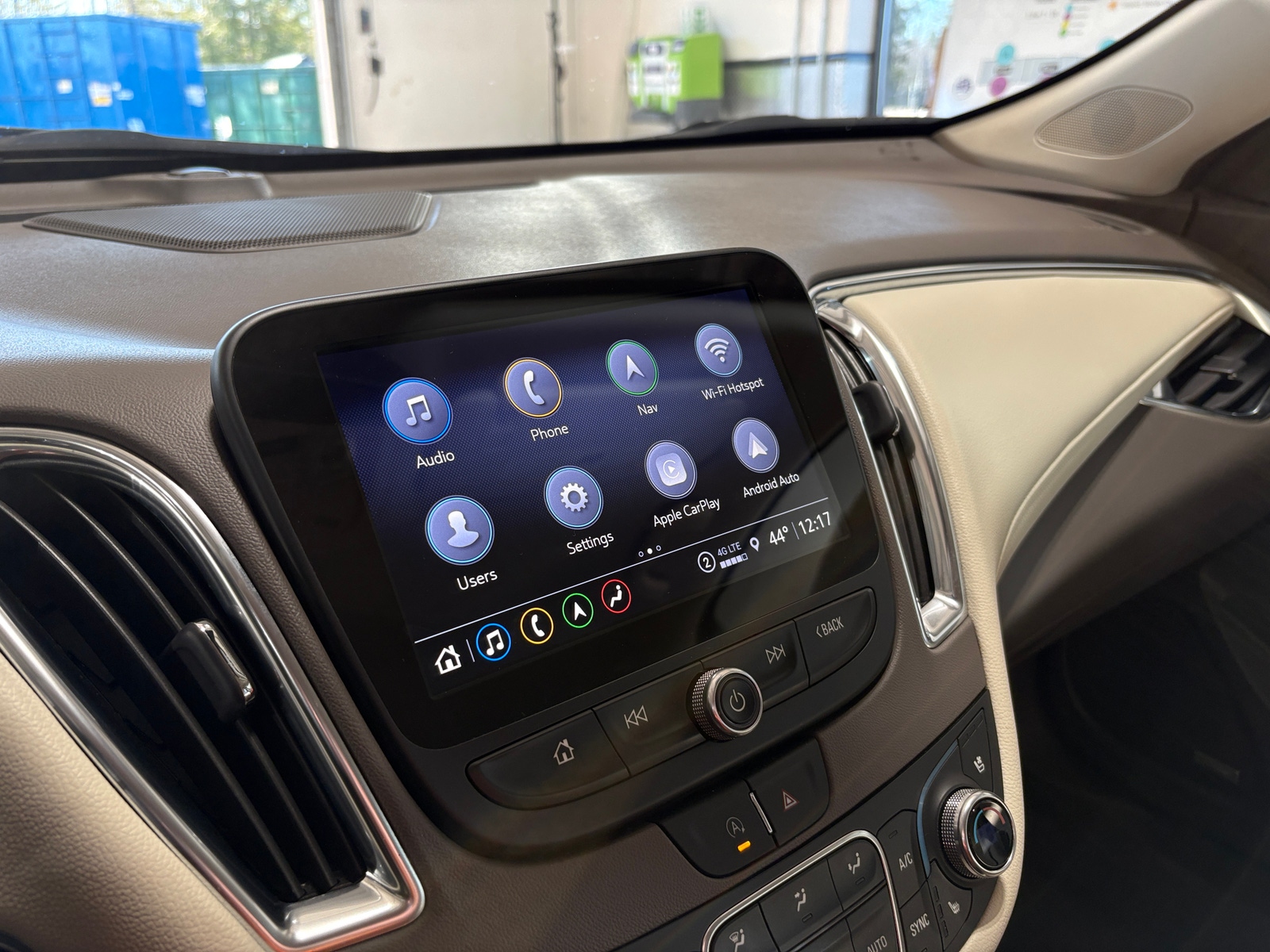 Thumbnail: 2024 Chevrolet Malibu - 3