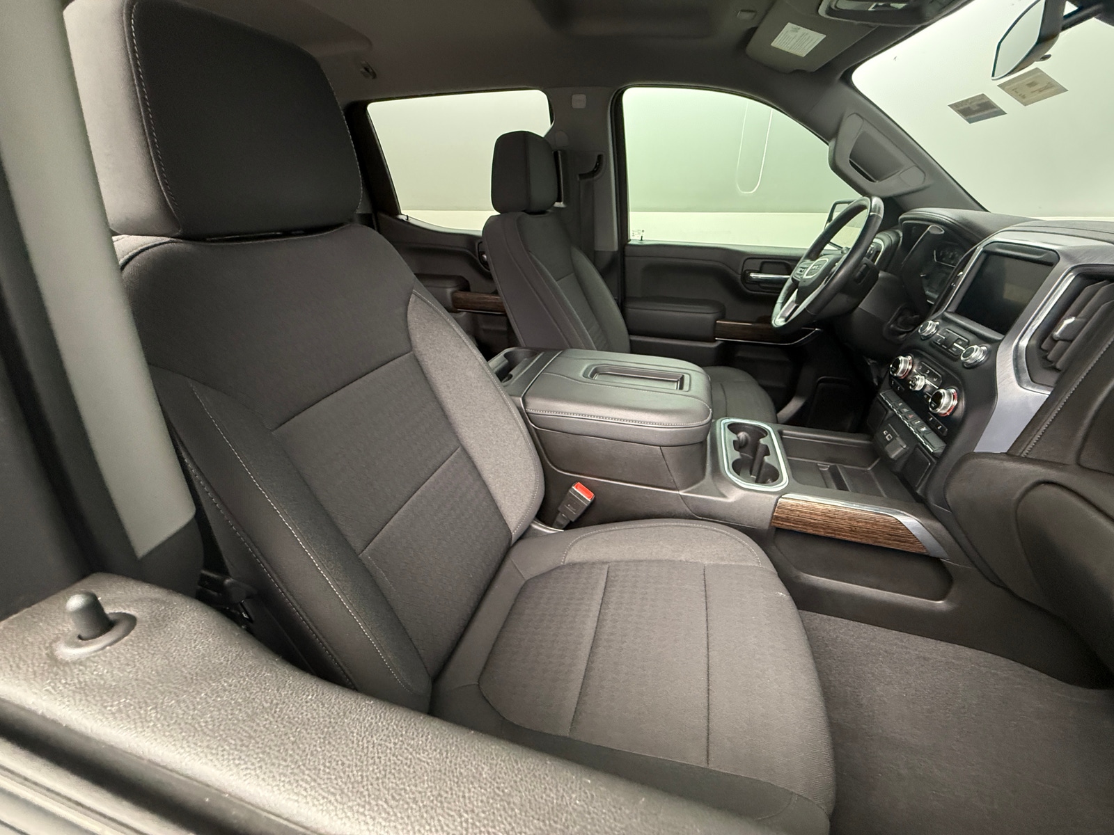 Thumbnail: 2022 GMC Sierra 1500 - 2