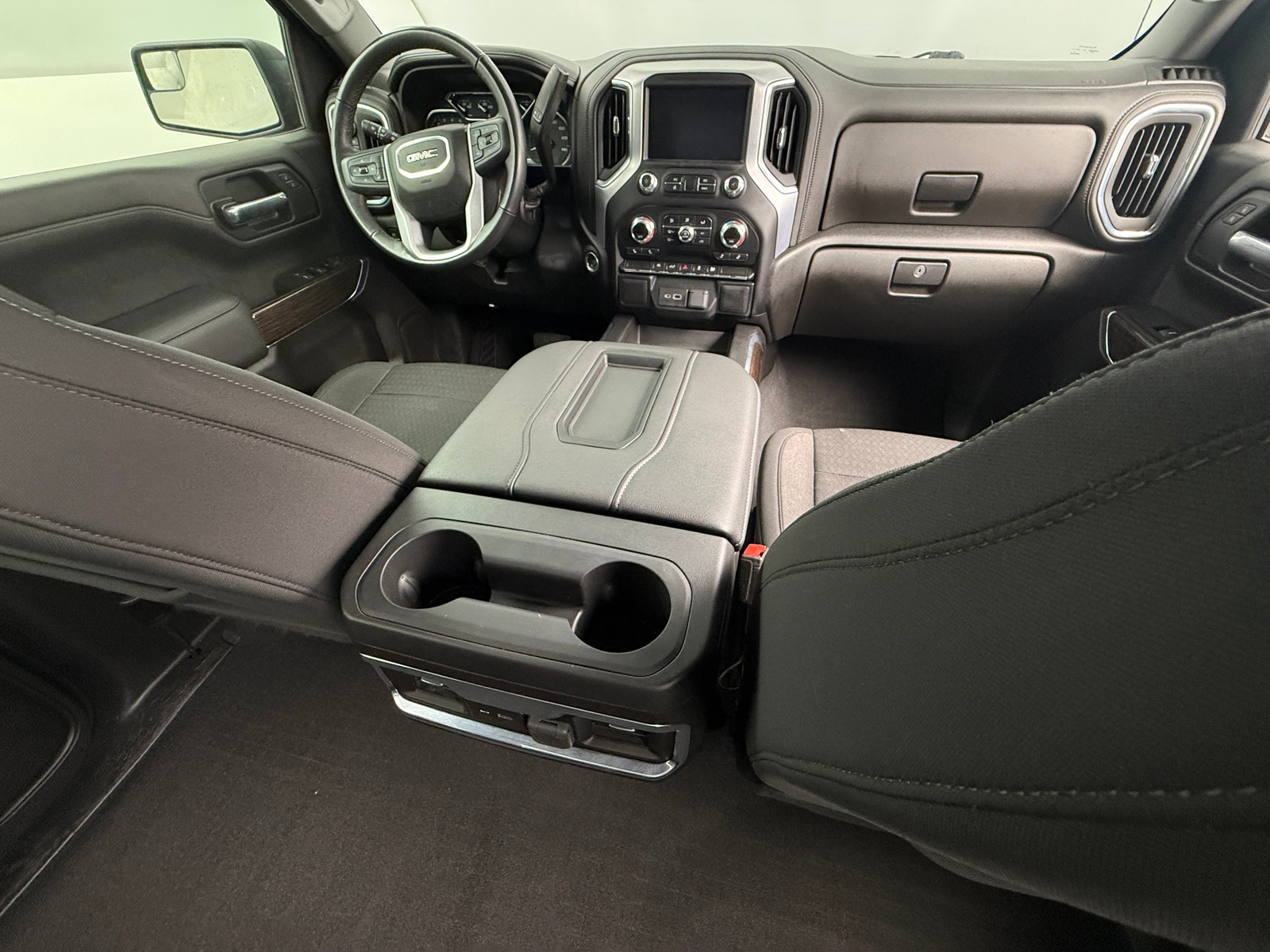 Thumbnail: 2022 GMC Sierra 1500 - 3