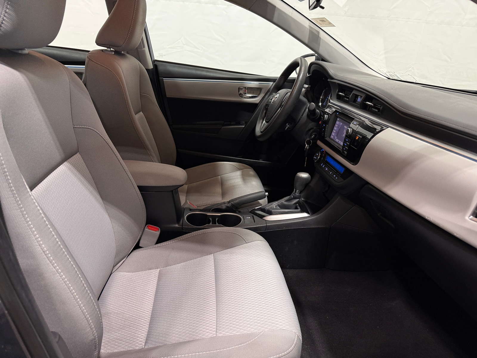 Thumbnail: 2016 Toyota Corolla - 2