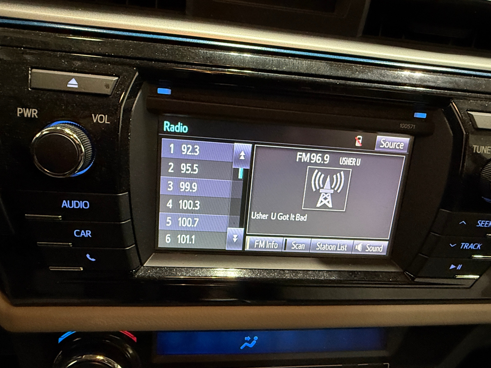 Thumbnail: 2016 Toyota Corolla - 4