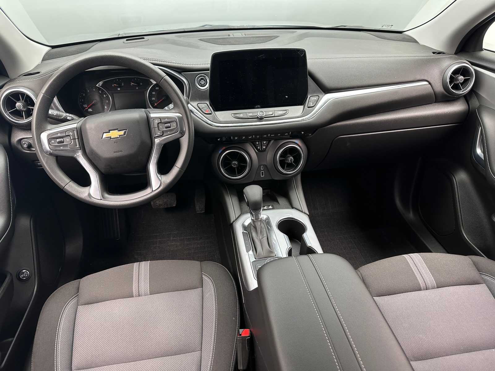 Thumbnail: 2024 Chevrolet Blazer - 3