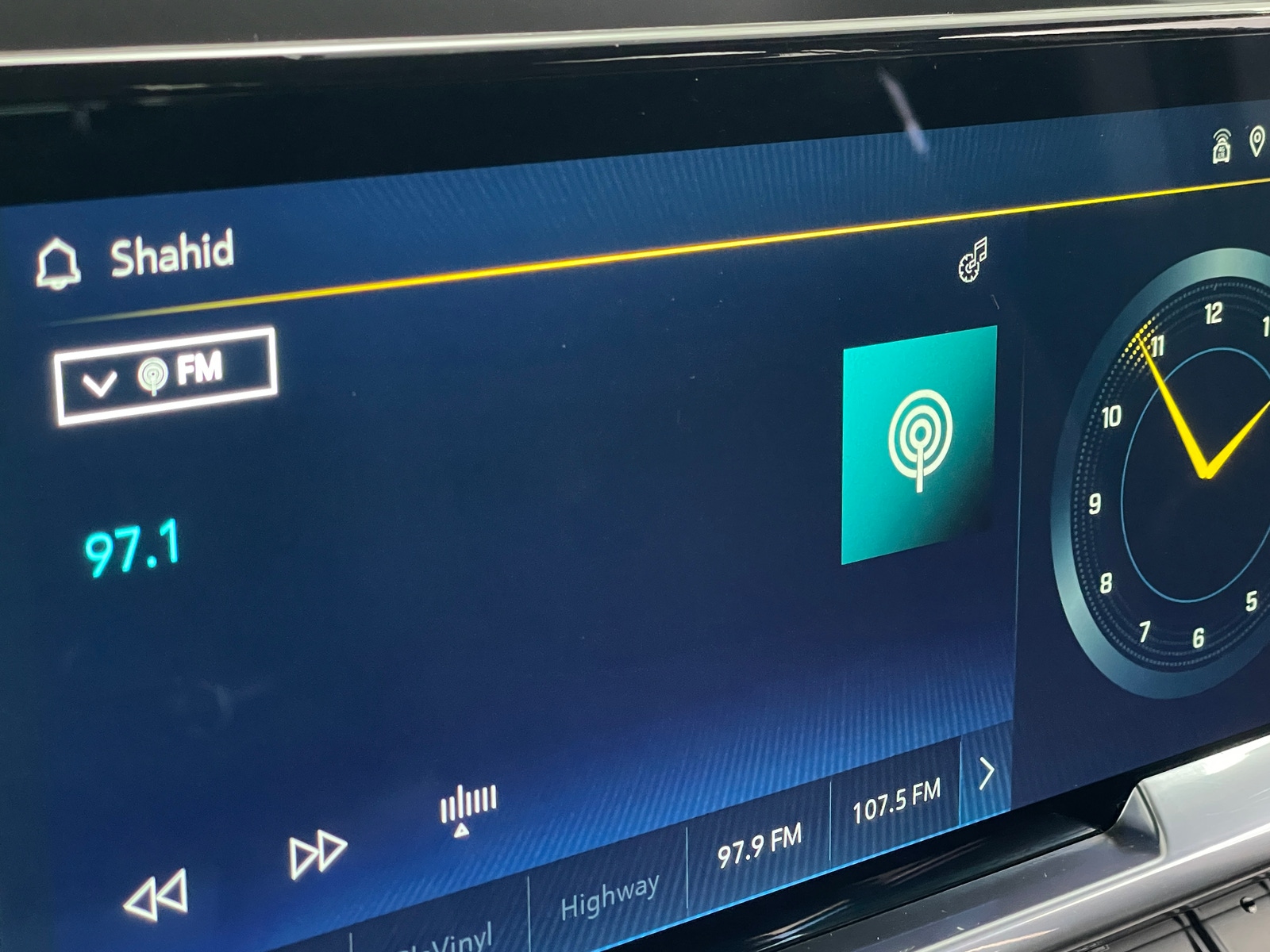 Thumbnail: 2024 Chevrolet Silverado 1500 - 4