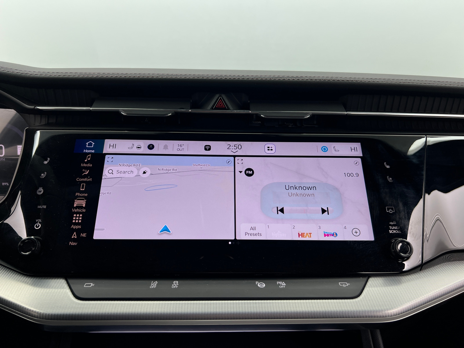 Thumbnail: 2024 Jeep Wagoneer S - 3