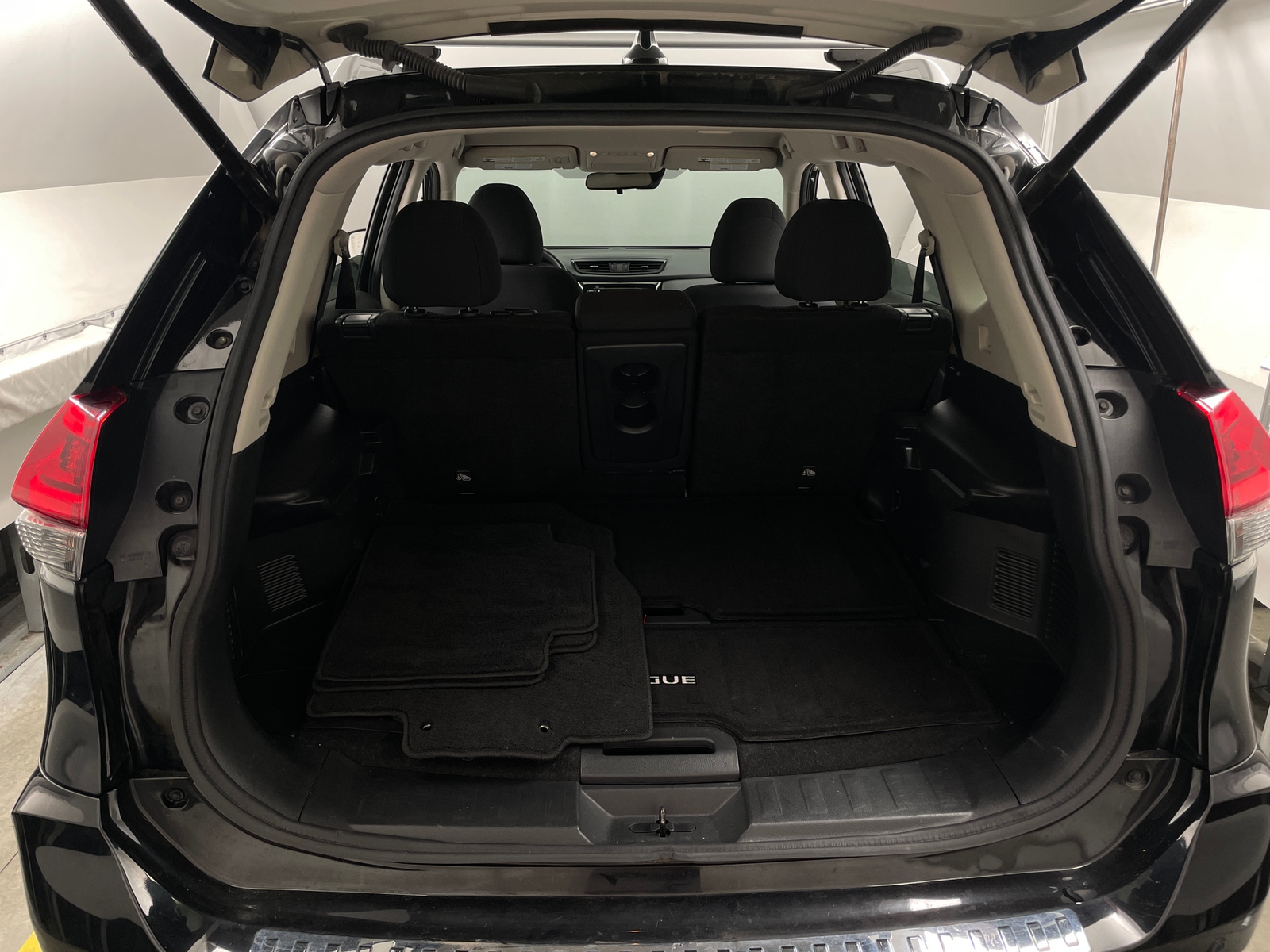 Thumbnail: 2020 Nissan Rogue - 7