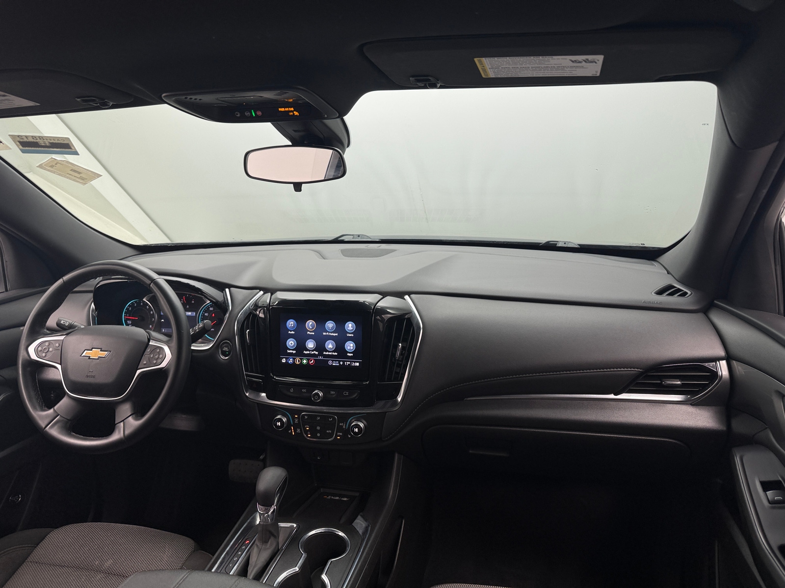 Thumbnail: 2023 Chevrolet Traverse - 3