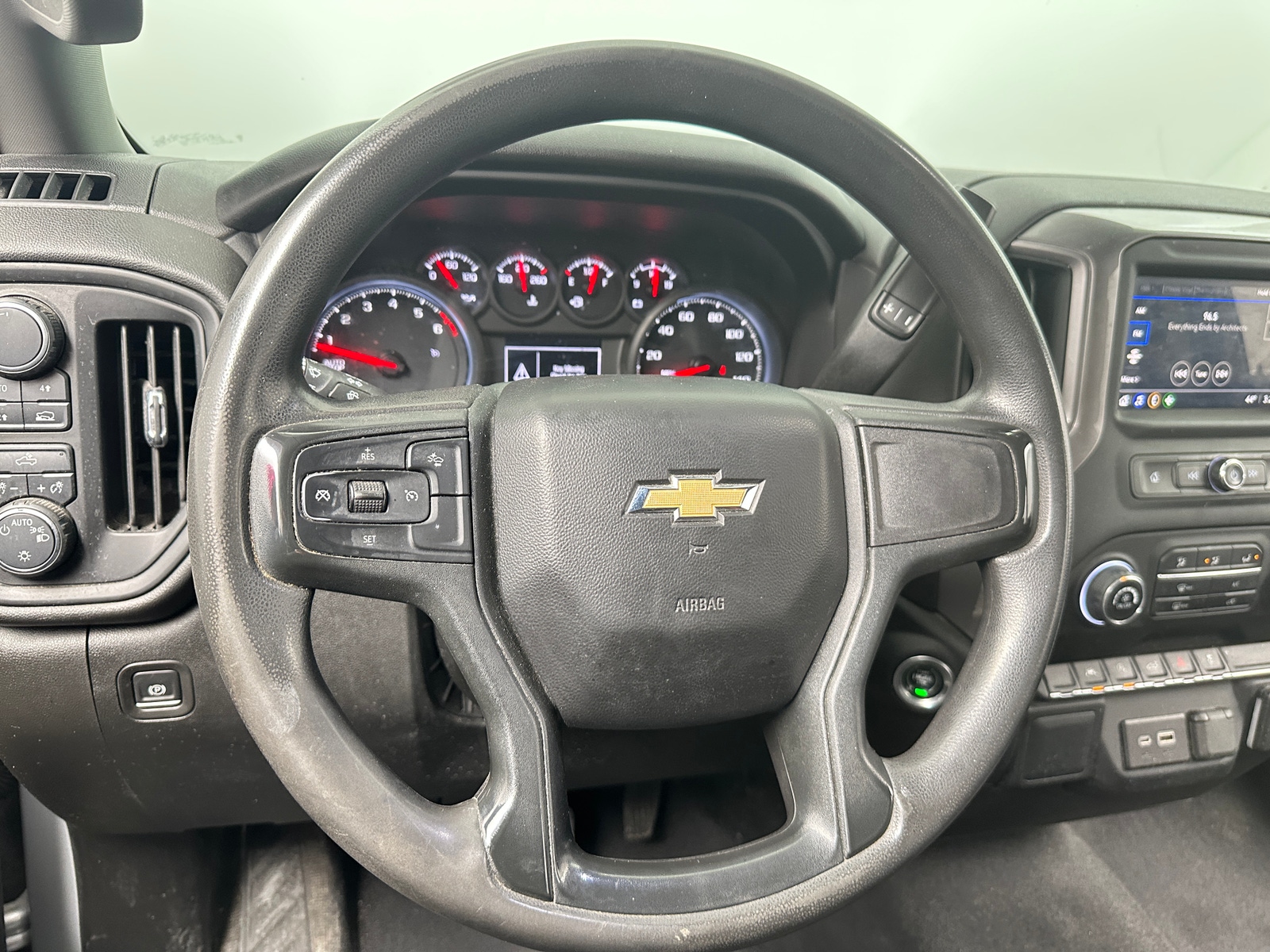 Thumbnail: 2022 Chevrolet Silverado 1500 - 5