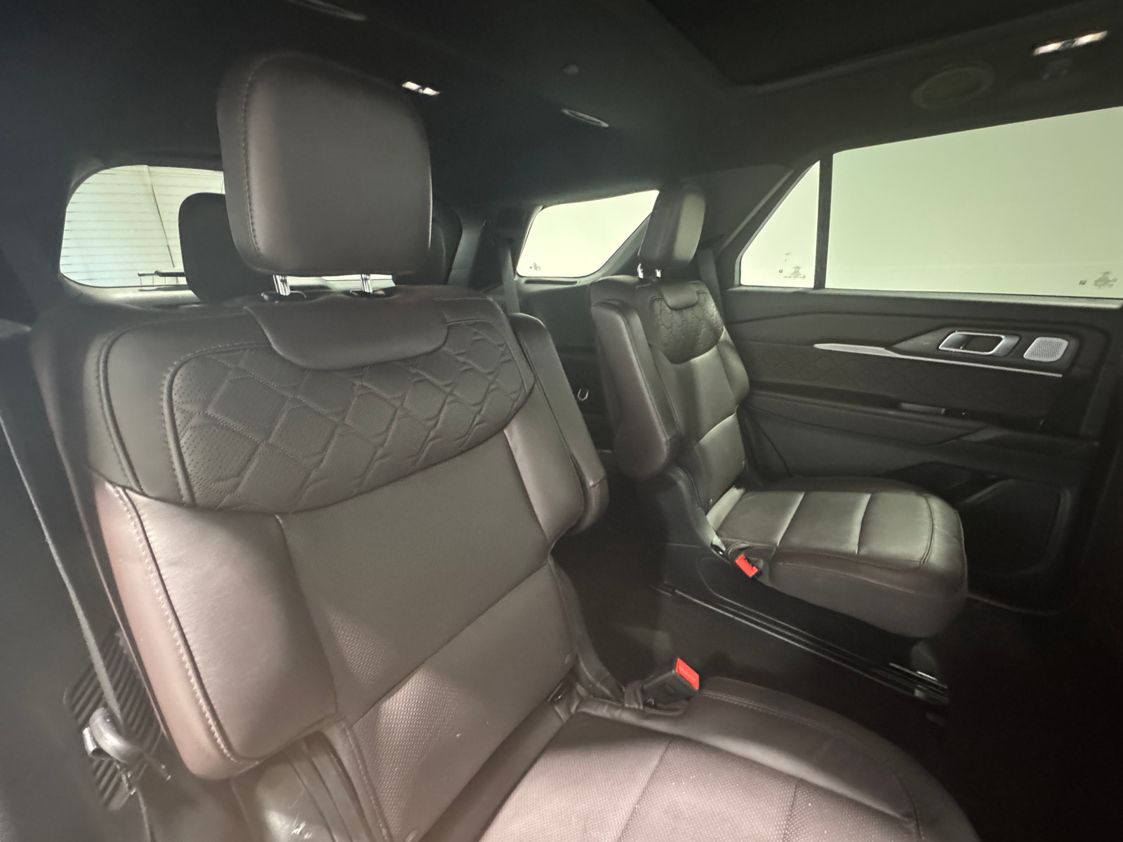 Thumbnail: 2025 Ford Explorer - 5