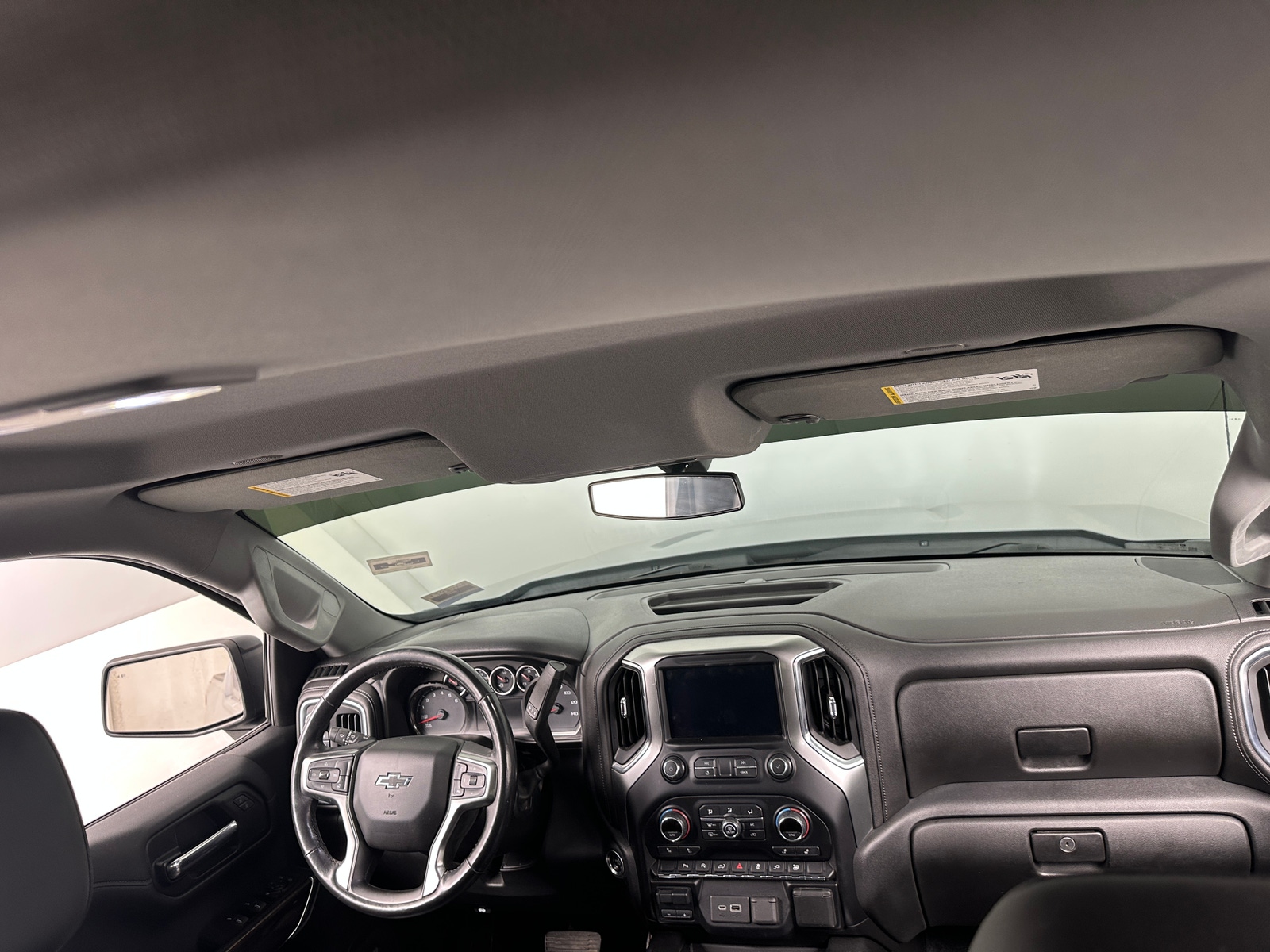 Thumbnail: 2020 Chevrolet Silverado 1500 - 3