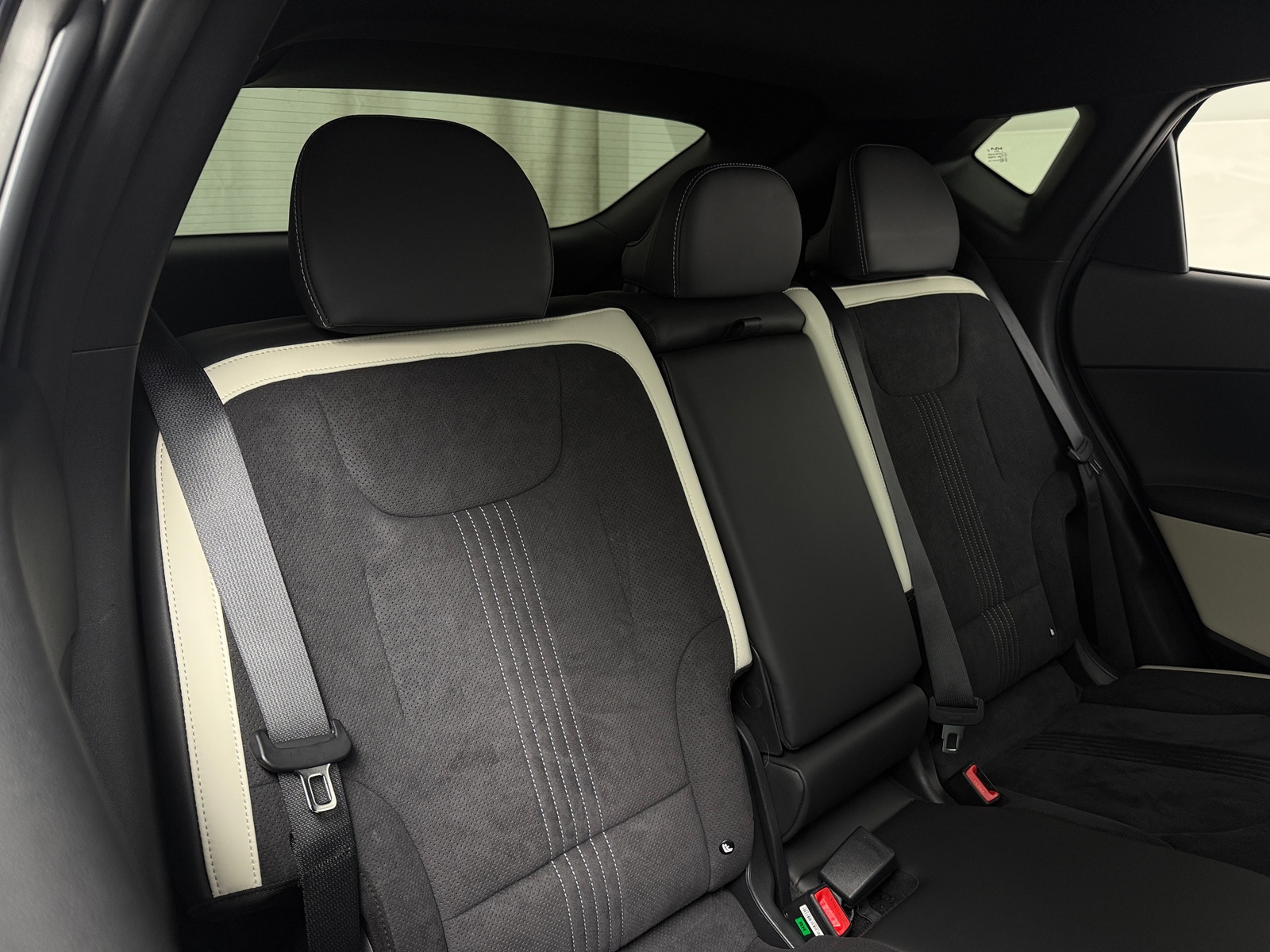 Thumbnail: 2023 Kia EV6 - 5