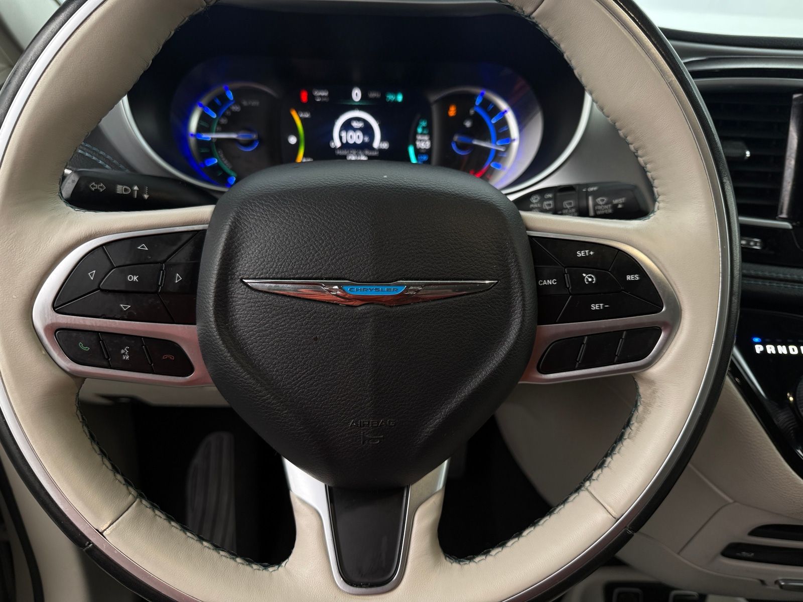 Thumbnail: 2020 Chrysler Pacifica - 4