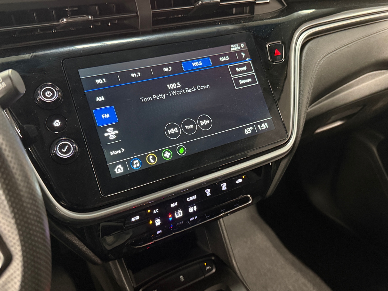 Thumbnail: 2023 Chevrolet Bolt EV - 4