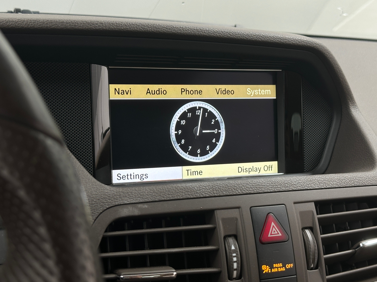 Thumbnail: 2011 Mercedes-Benz E-Class - 3