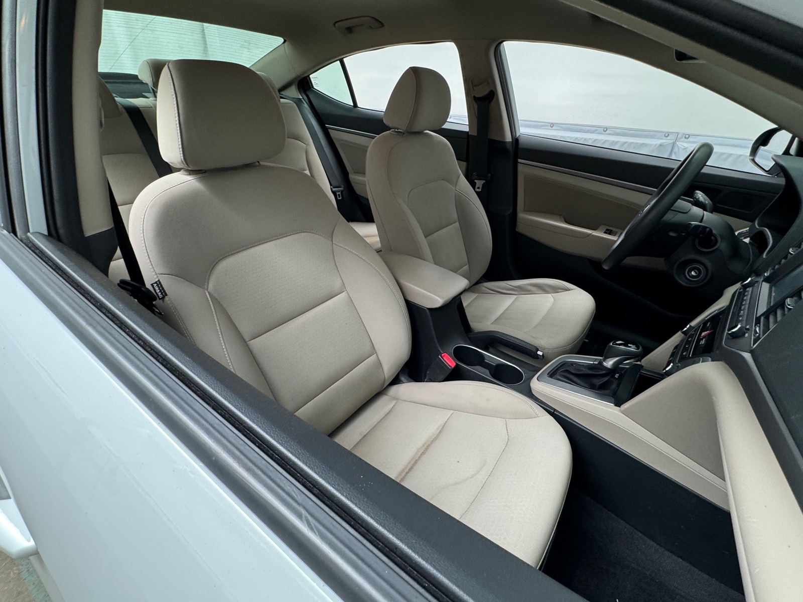 Thumbnail: 2017 Hyundai Elantra - 2