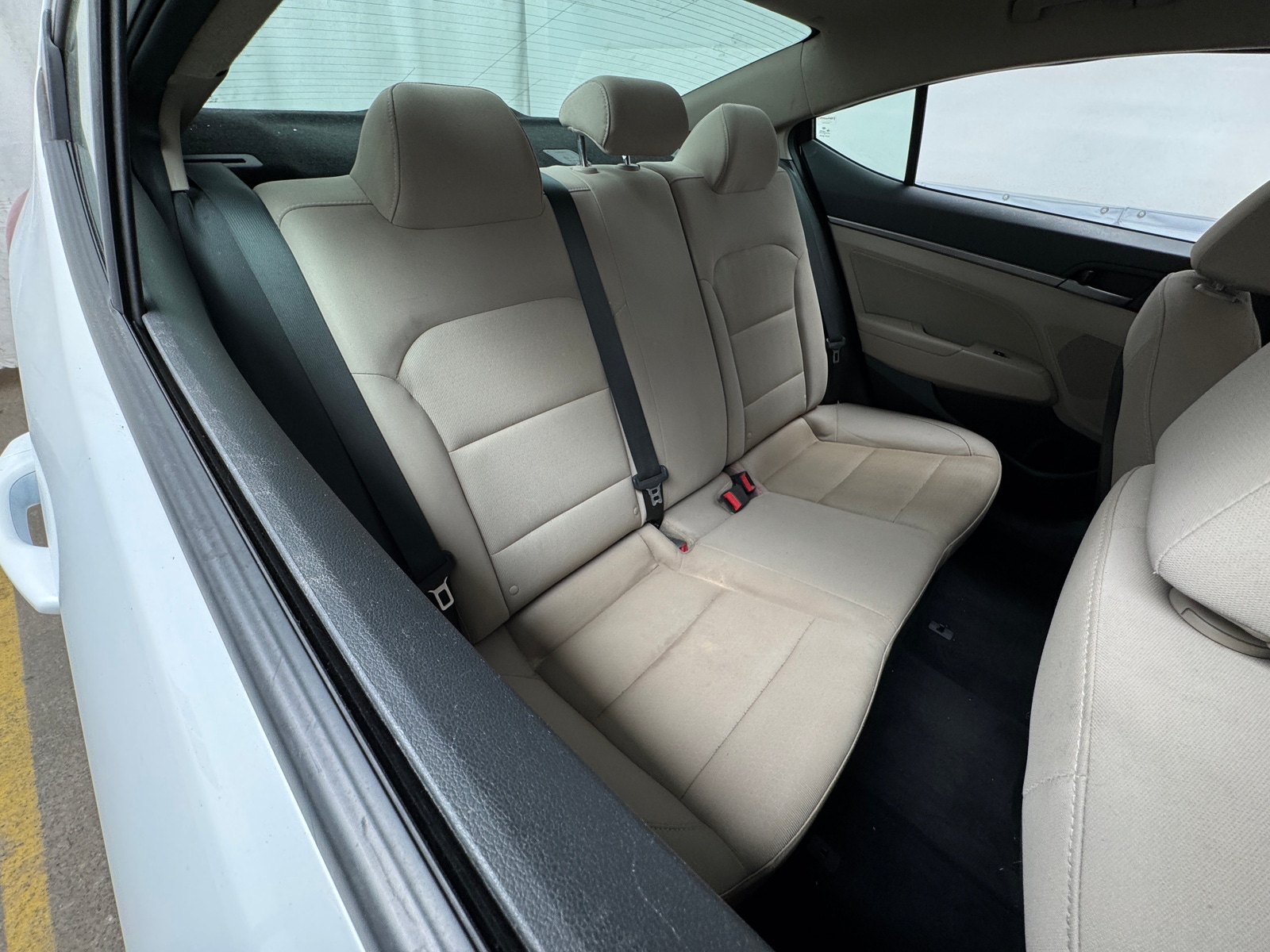 Thumbnail: 2017 Hyundai Elantra - 6