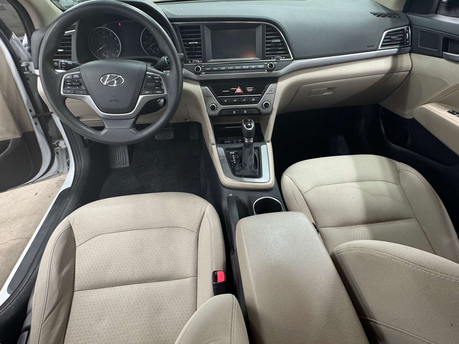 Thumbnail: 2017 Hyundai Elantra - 3