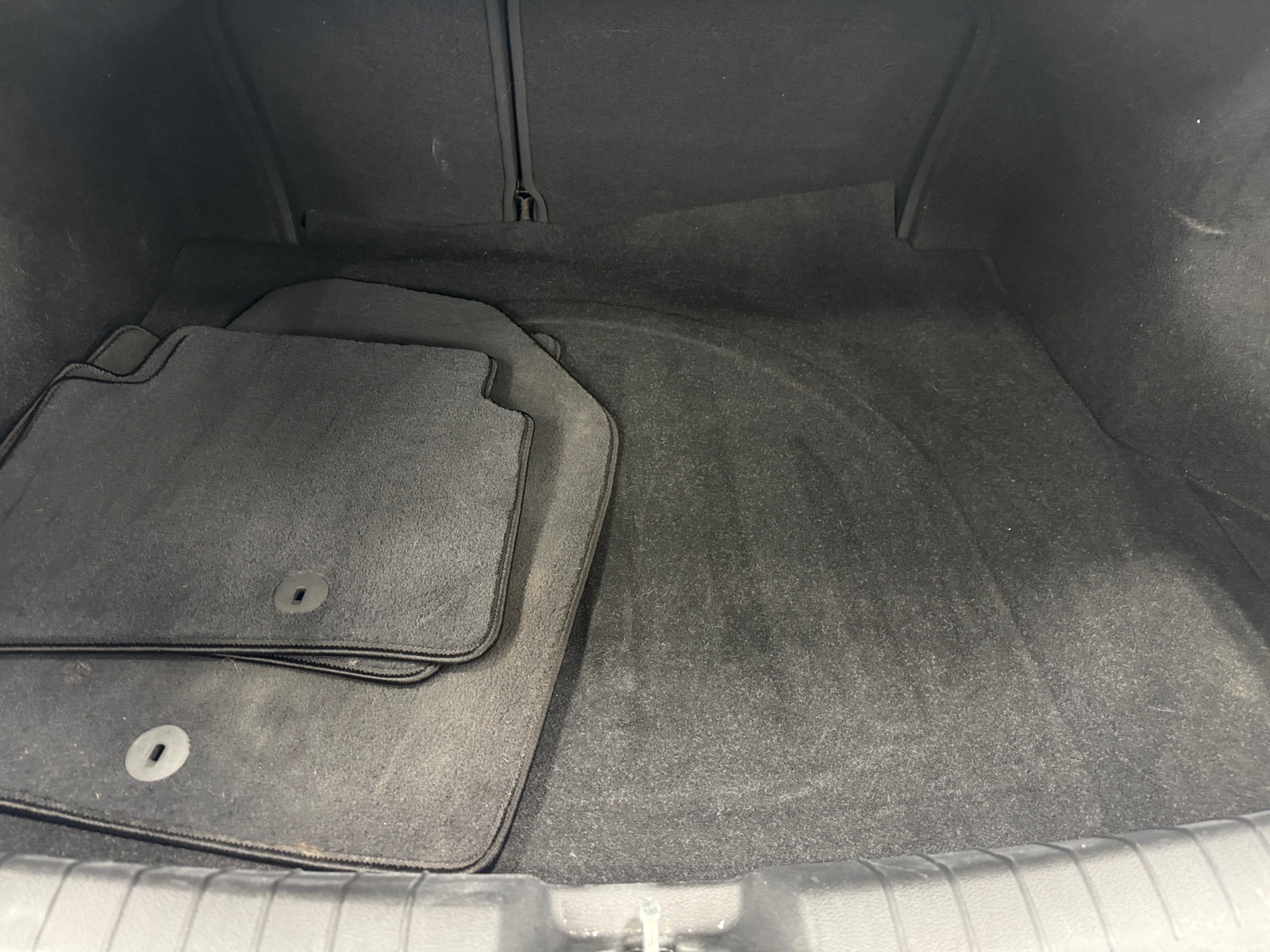 Thumbnail: 2017 Hyundai Elantra - 7