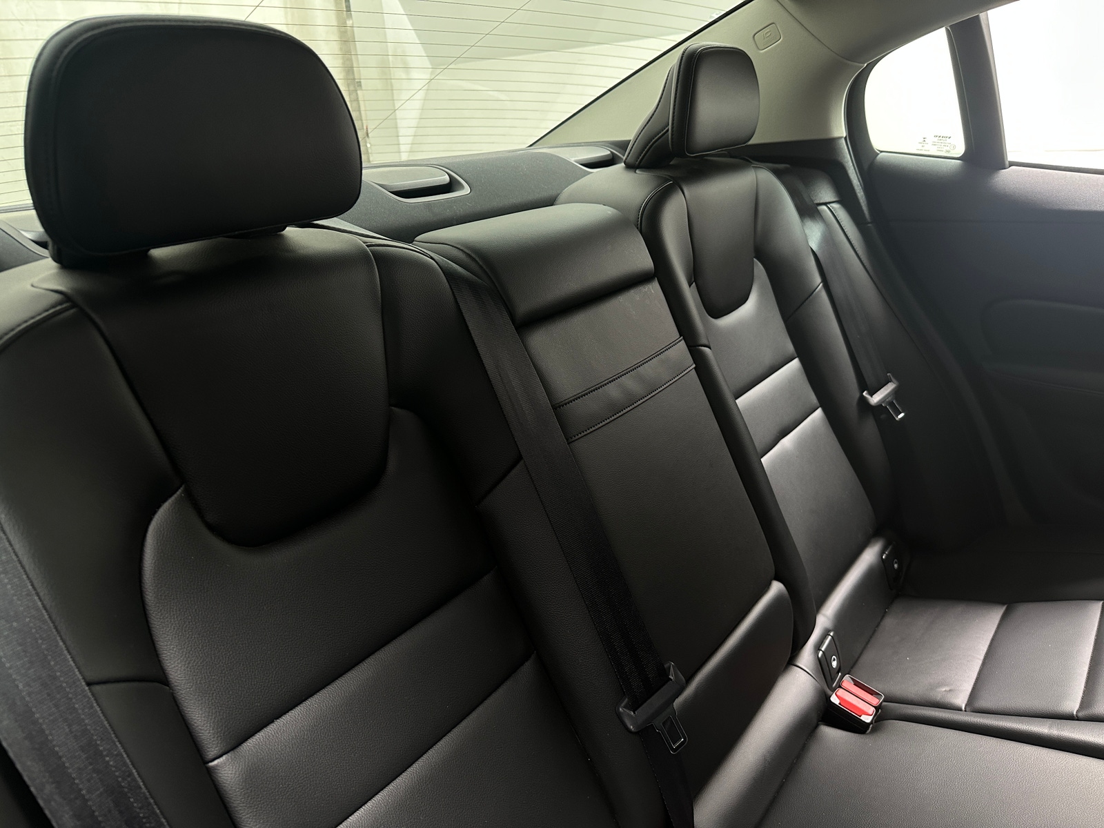 Thumbnail: 2019 Volvo S60 - 5