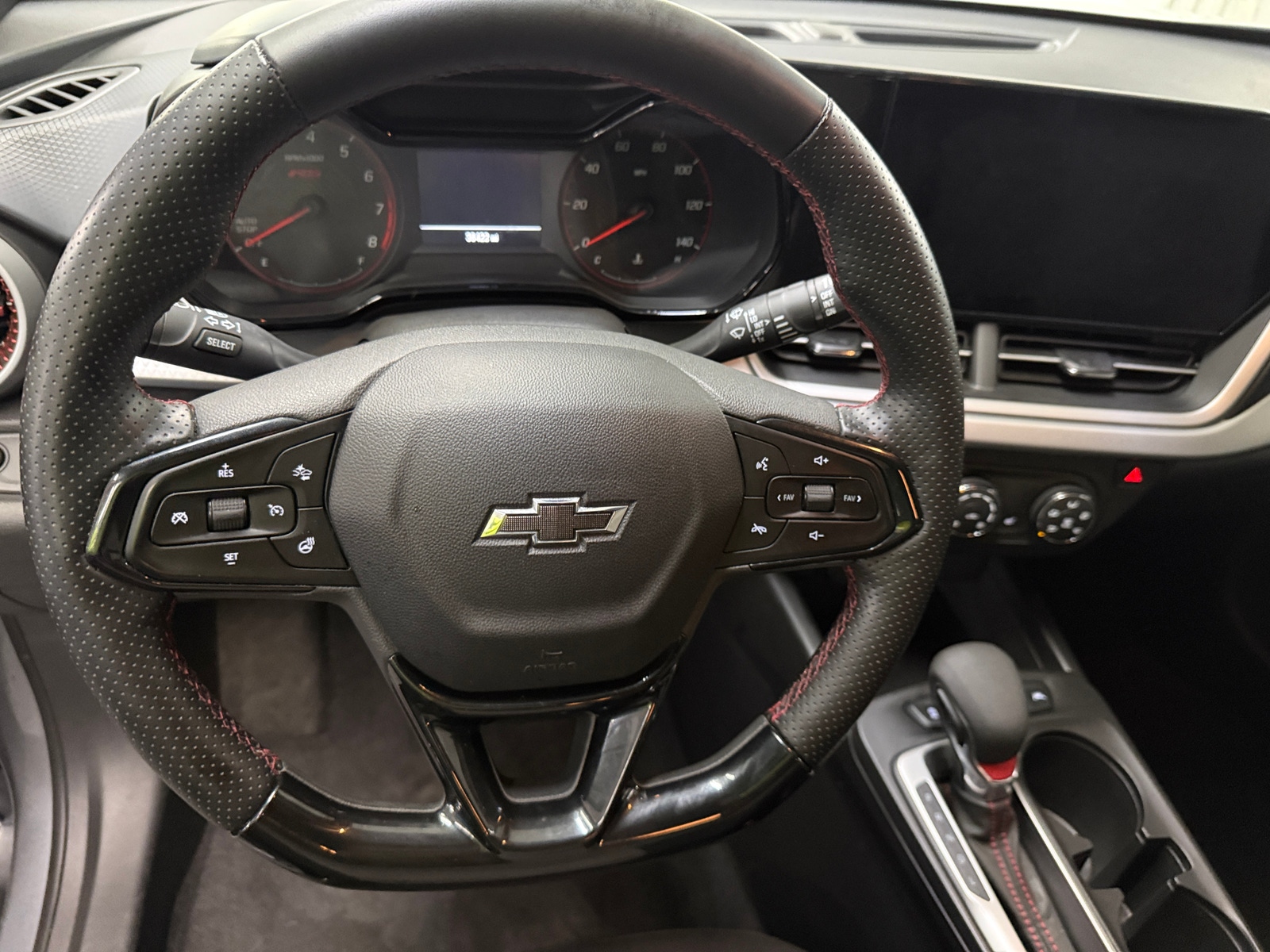 Thumbnail: 2025 Chevrolet Trax - 5