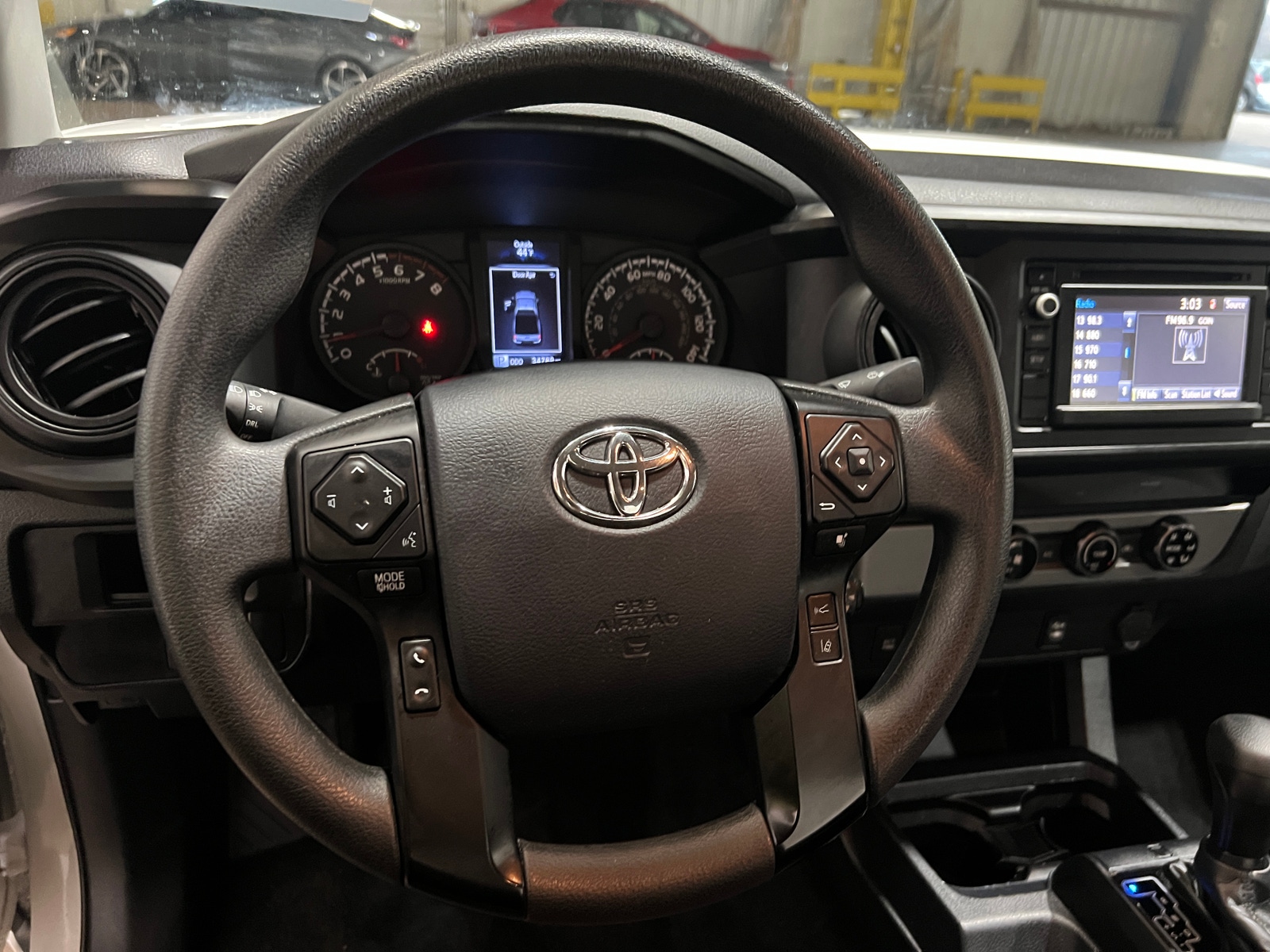 Thumbnail: 2018 Toyota Tacoma - 5