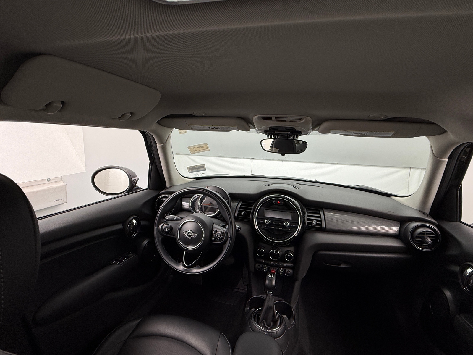 Thumbnail: 2015 MINI Cooper Hardtop - 2