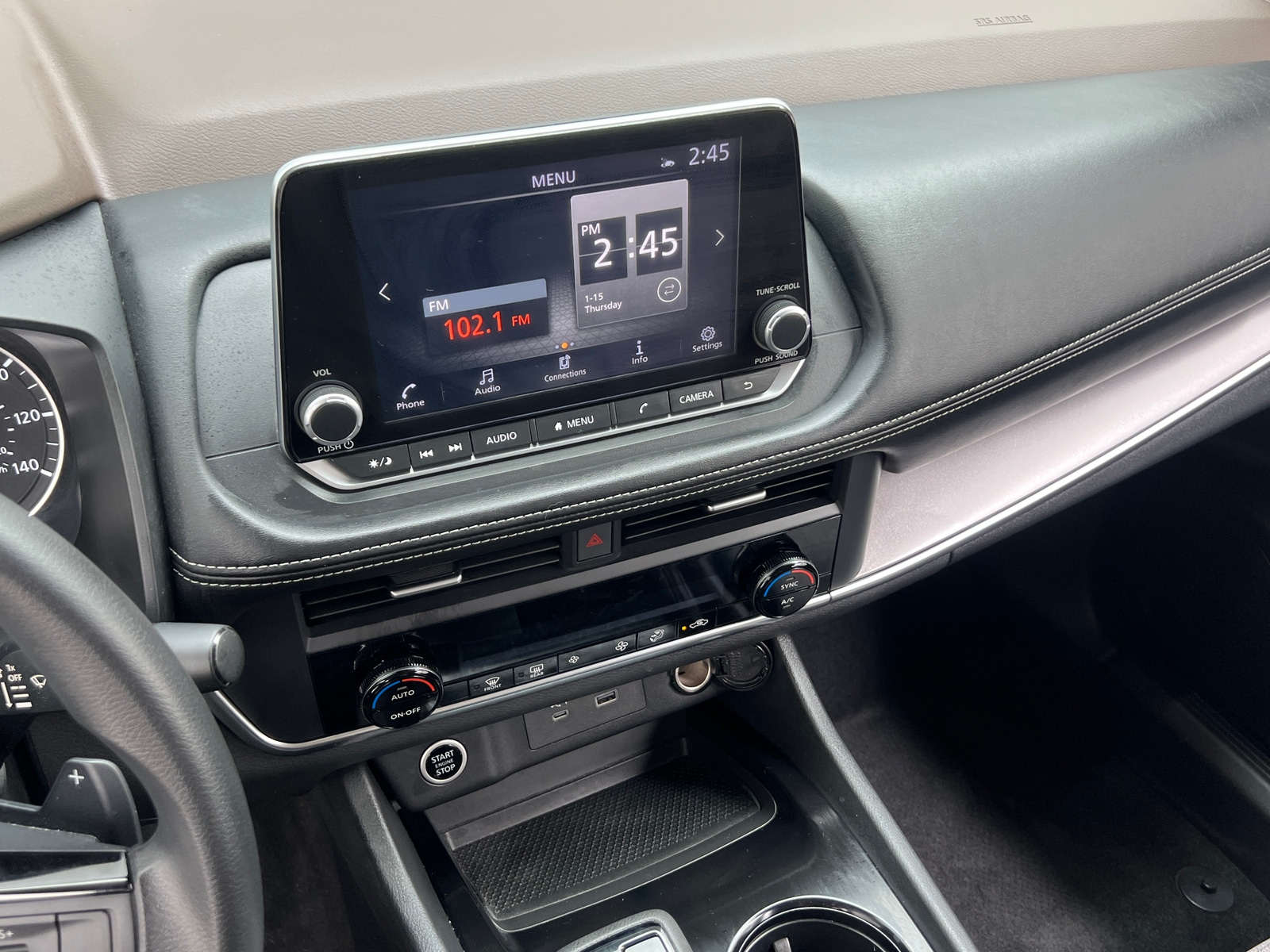 Thumbnail: 2023 Nissan Rogue - 4