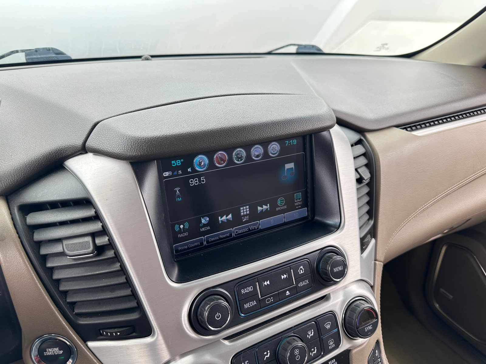 Thumbnail: 2018 GMC Yukon - 3