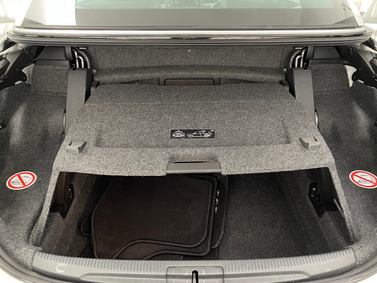 Thumbnail: 2015 Volkswagen Eos - 7