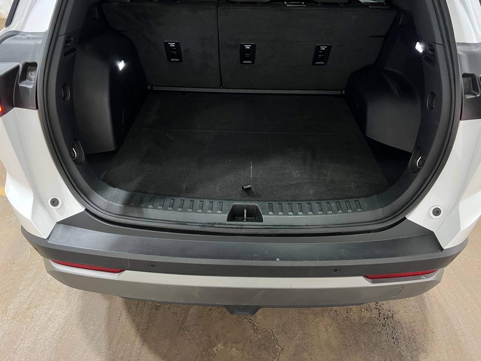 Thumbnail: 2025 Chevrolet Equinox - 7