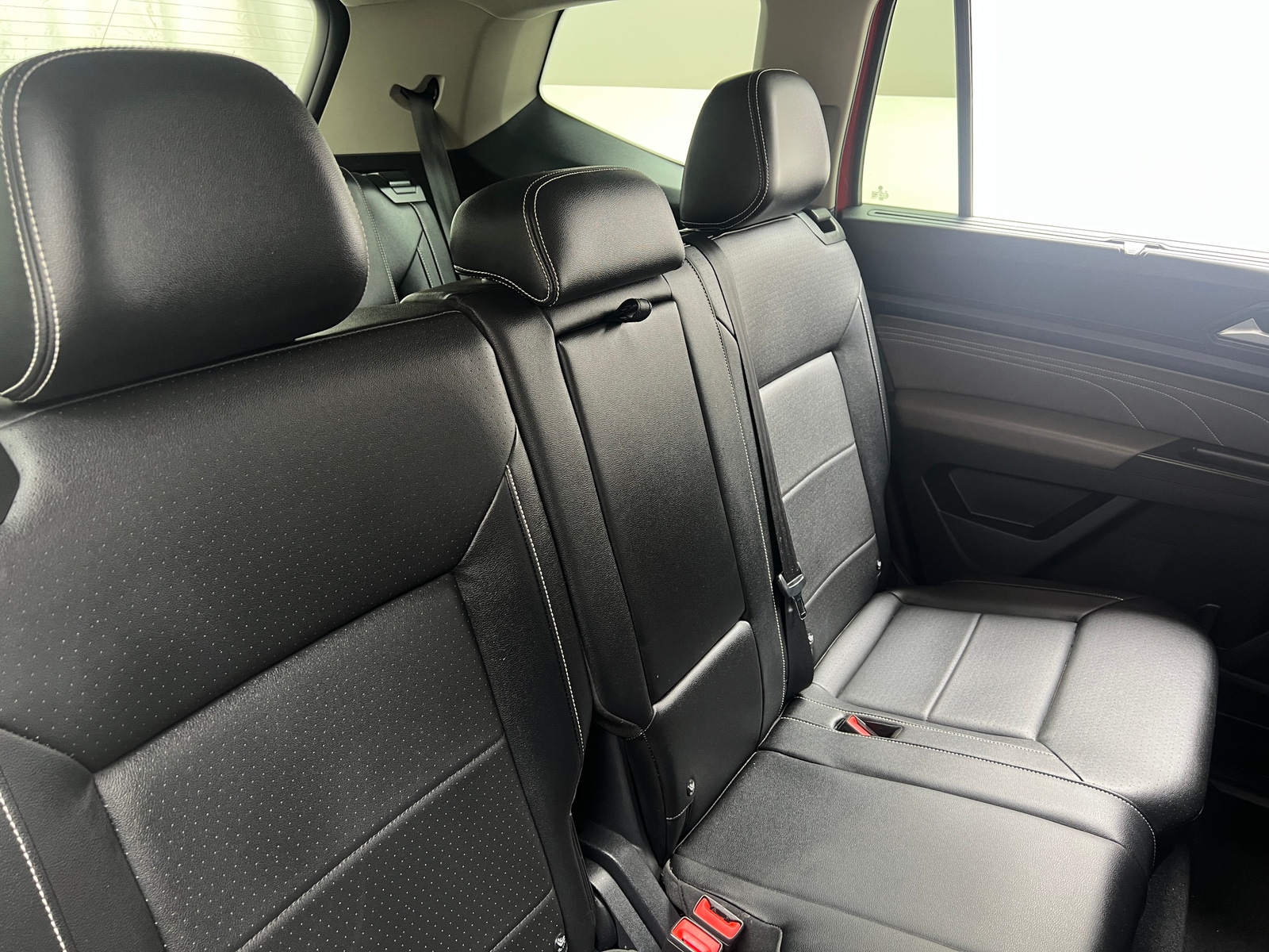 Thumbnail: 2022 Volkswagen Atlas - 5