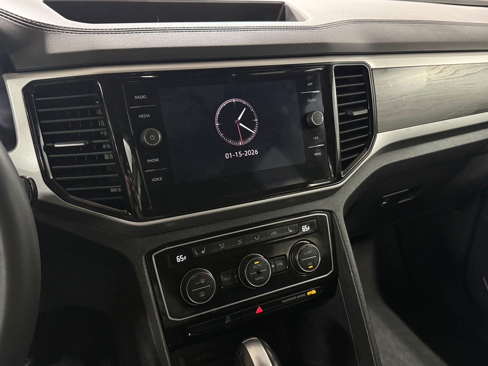 Thumbnail: 2022 Volkswagen Atlas - 3