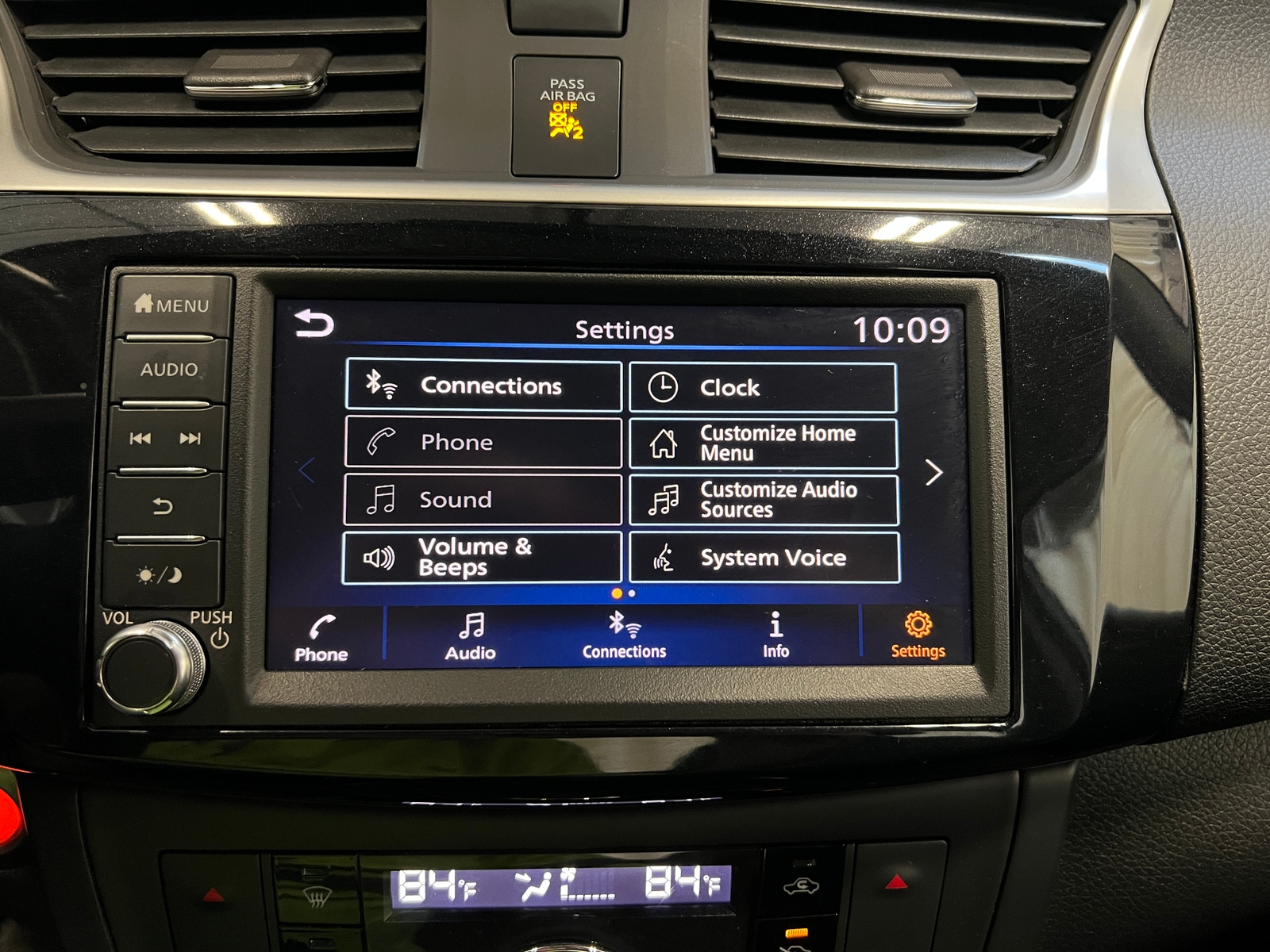 Thumbnail: 2019 Nissan Sentra - 4