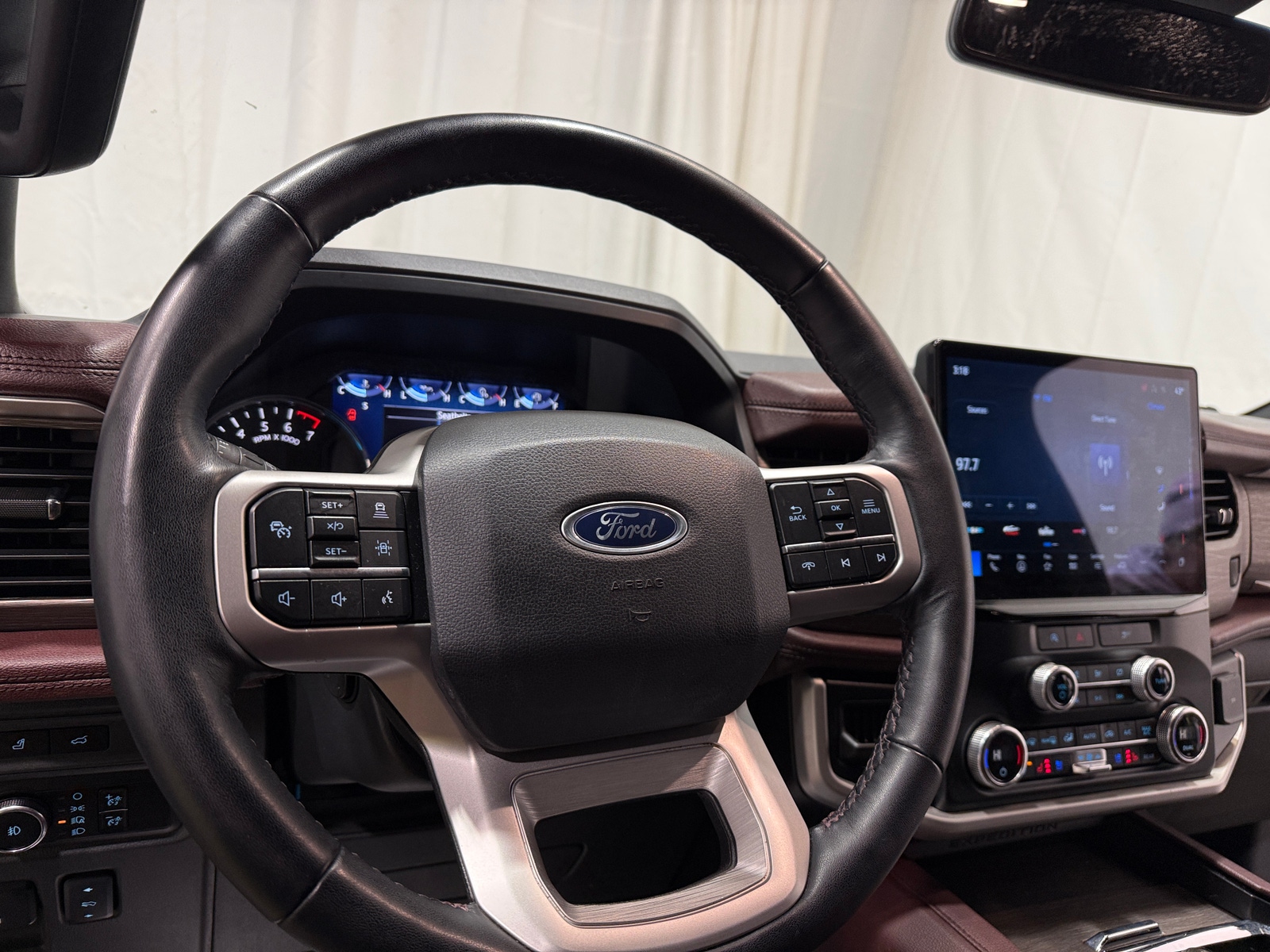 Thumbnail: 2024 Ford Expedition - 4