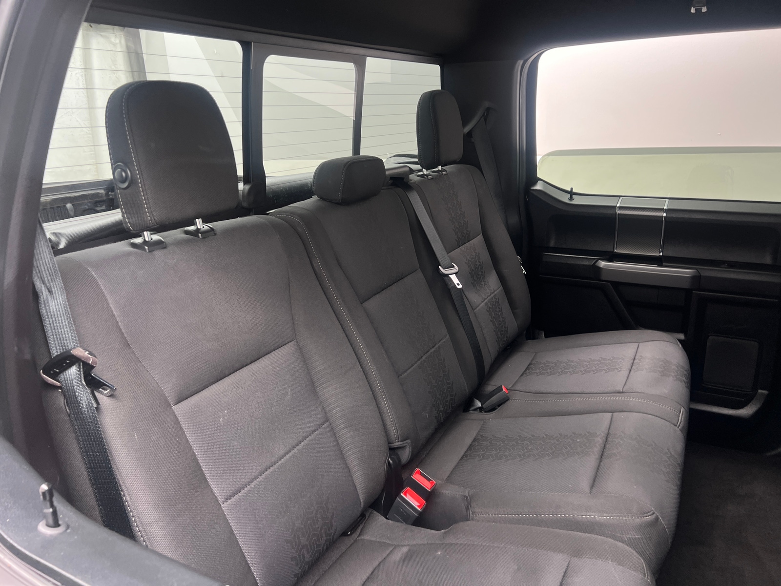 Thumbnail: 2018 Ford Econoline - 6