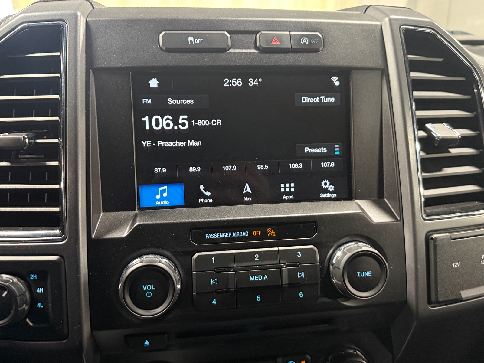 Thumbnail: 2018 Ford Econoline - 4