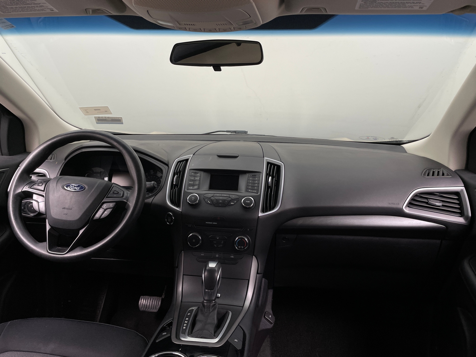 Thumbnail: 2018 Ford Edge - 3