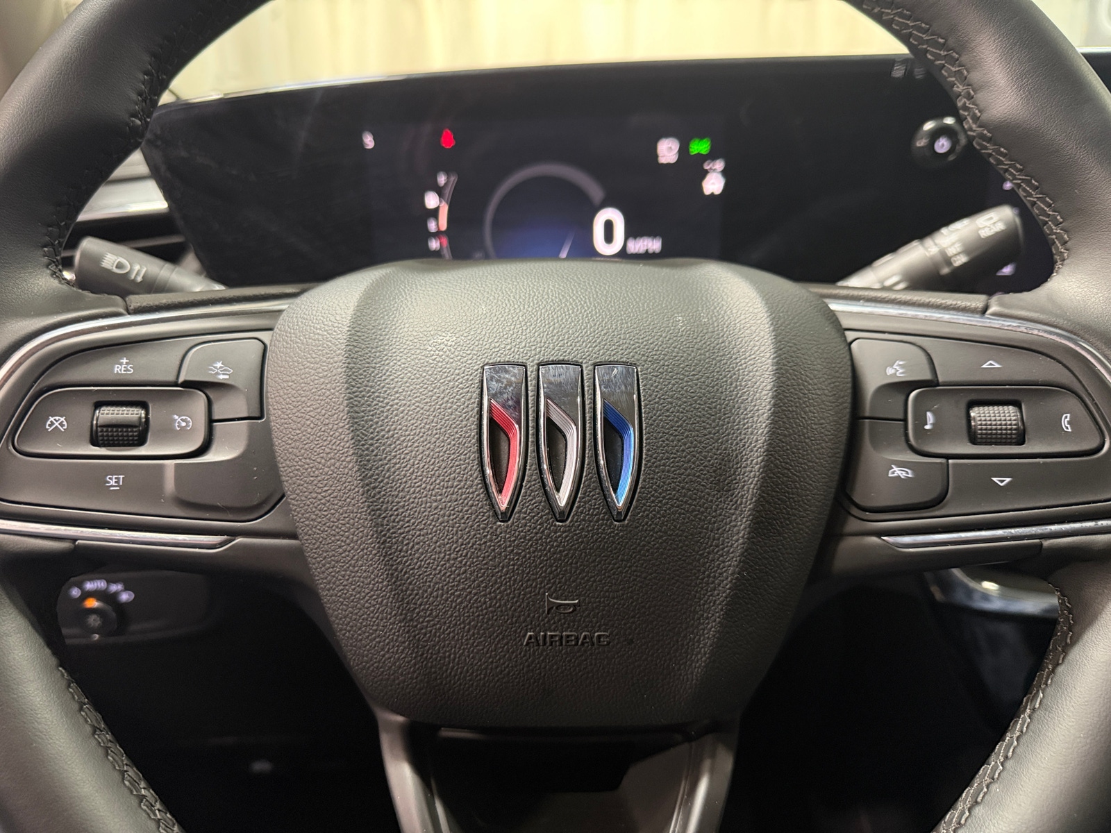 Thumbnail: 2025 Buick Encore GX - 4