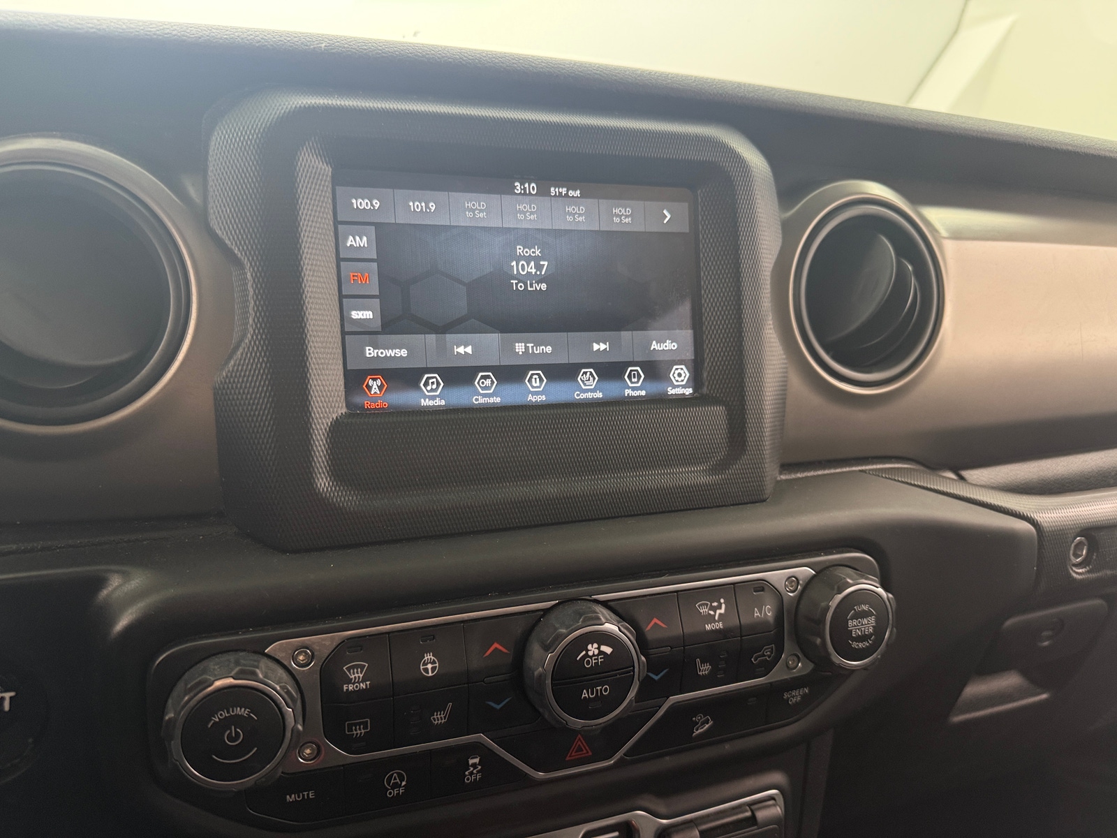 Thumbnail: 2020 Jeep Wrangler - 4