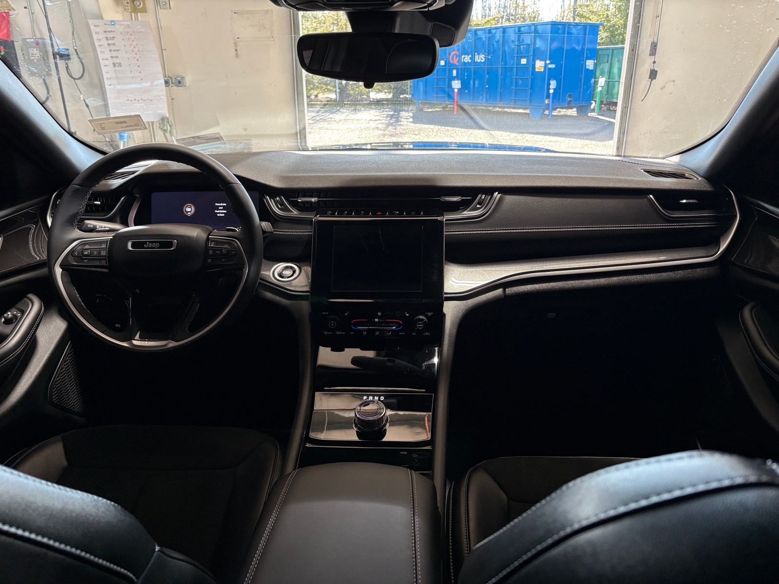 Thumbnail: 2023 Jeep Grand Cherokee - 2