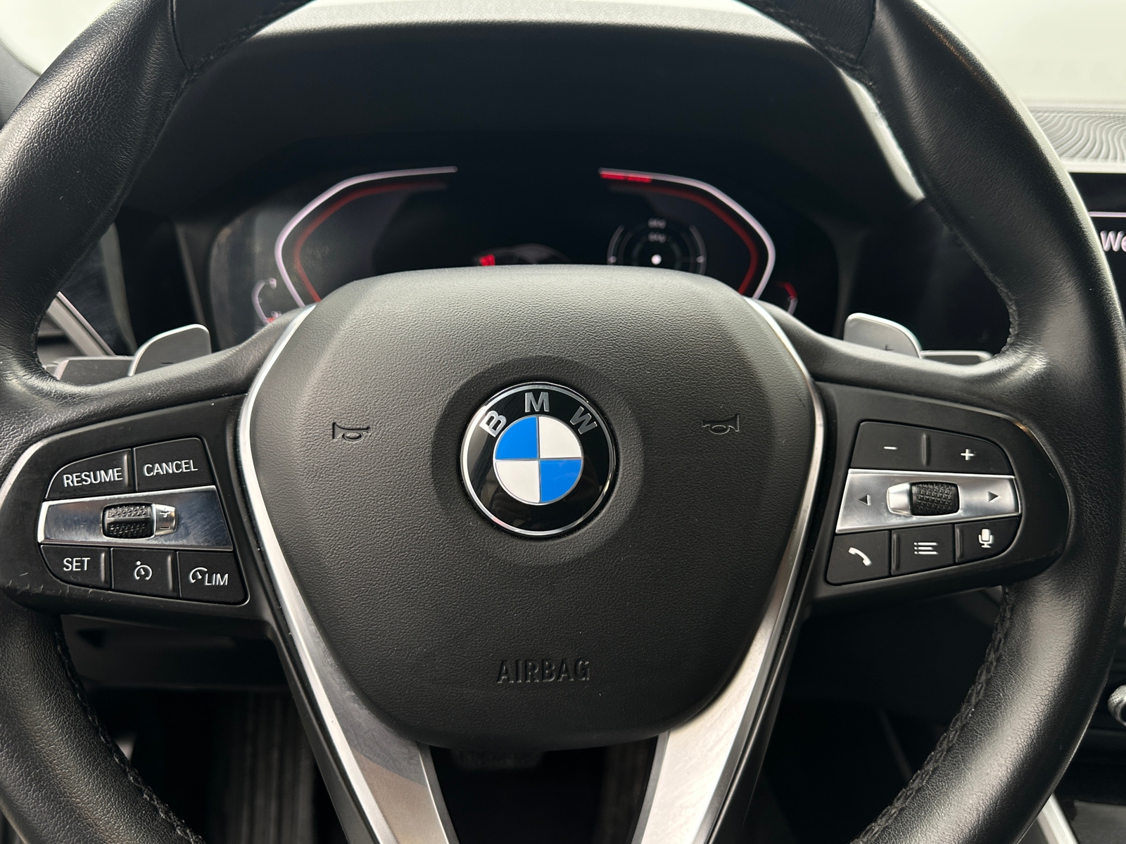 Thumbnail: 2019 BMW 3 Series - 4