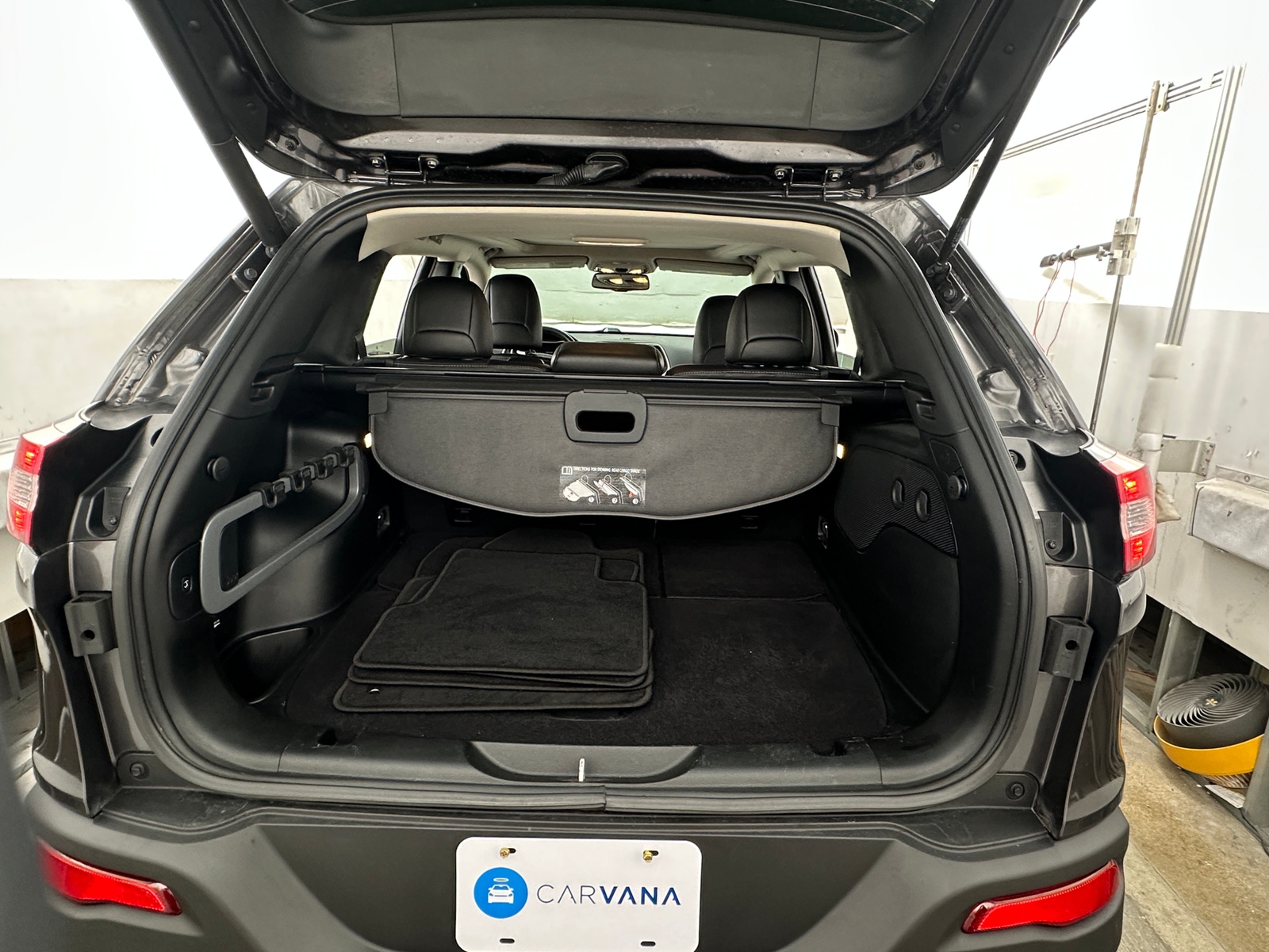 Thumbnail: 2017 Jeep Cherokee - 6