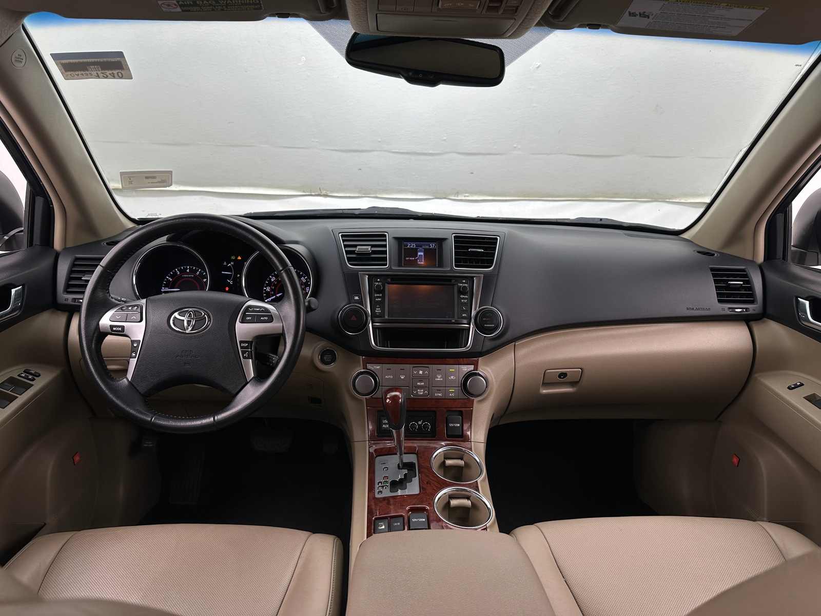 Thumbnail: 2013 Toyota Highlander - 2