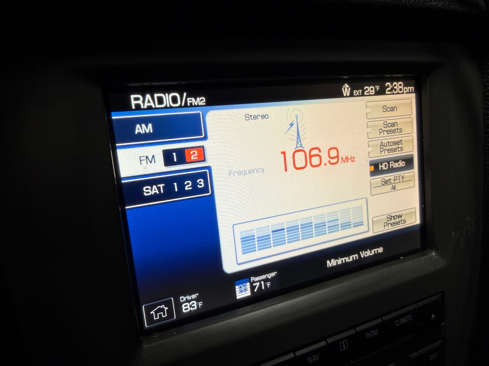 Thumbnail: 2013 Ford Mustang - 3