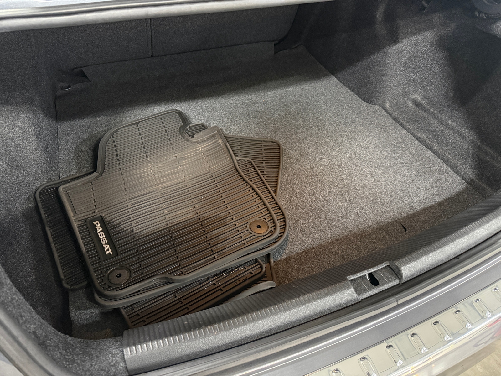 Thumbnail: 2022 Volkswagen Passat - 6