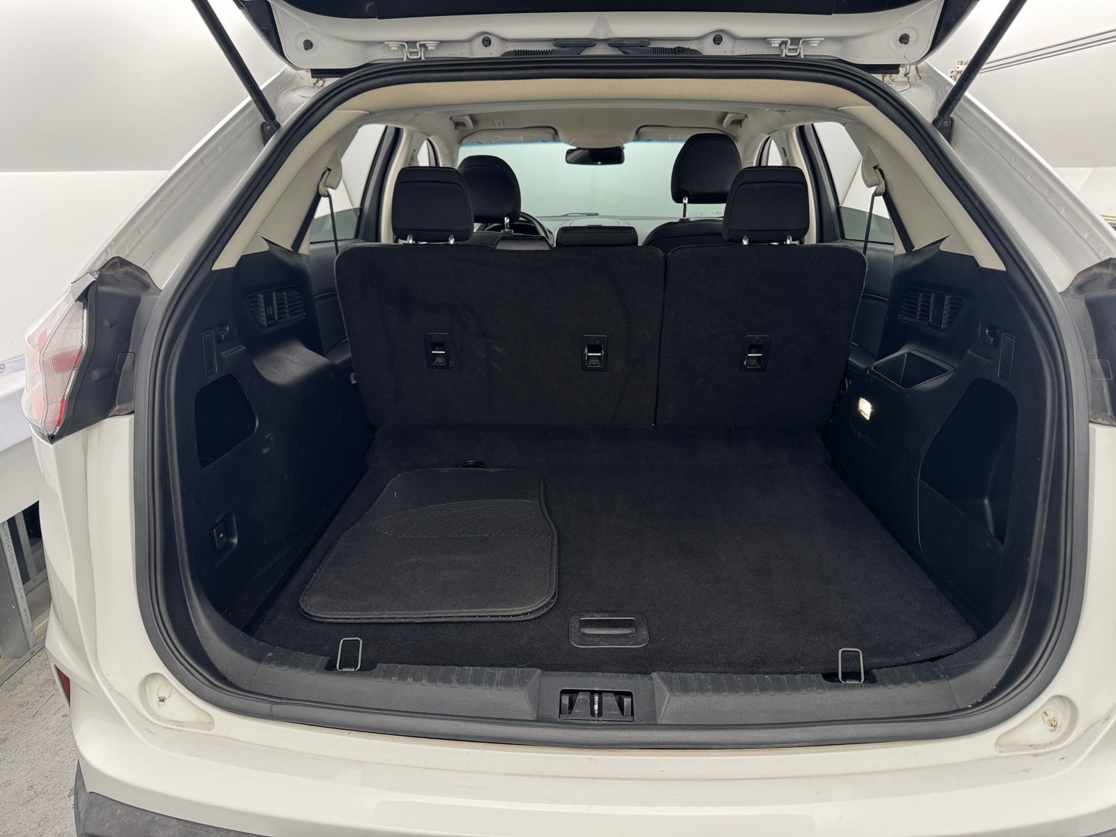 Thumbnail: 2019 Ford Edge - 7